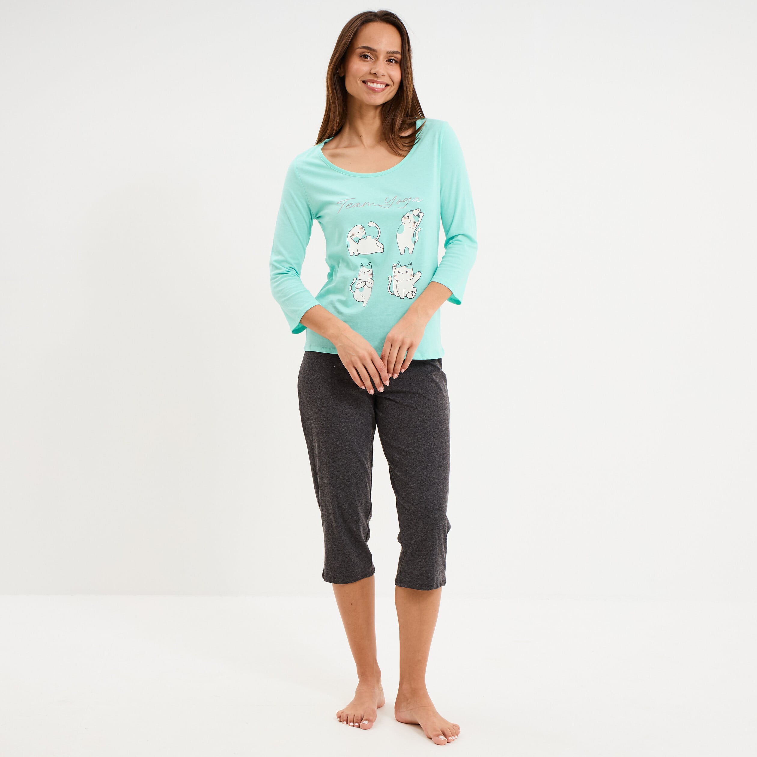 Ensemble pyjama corsaire et t-shirt bleu turquoise femme