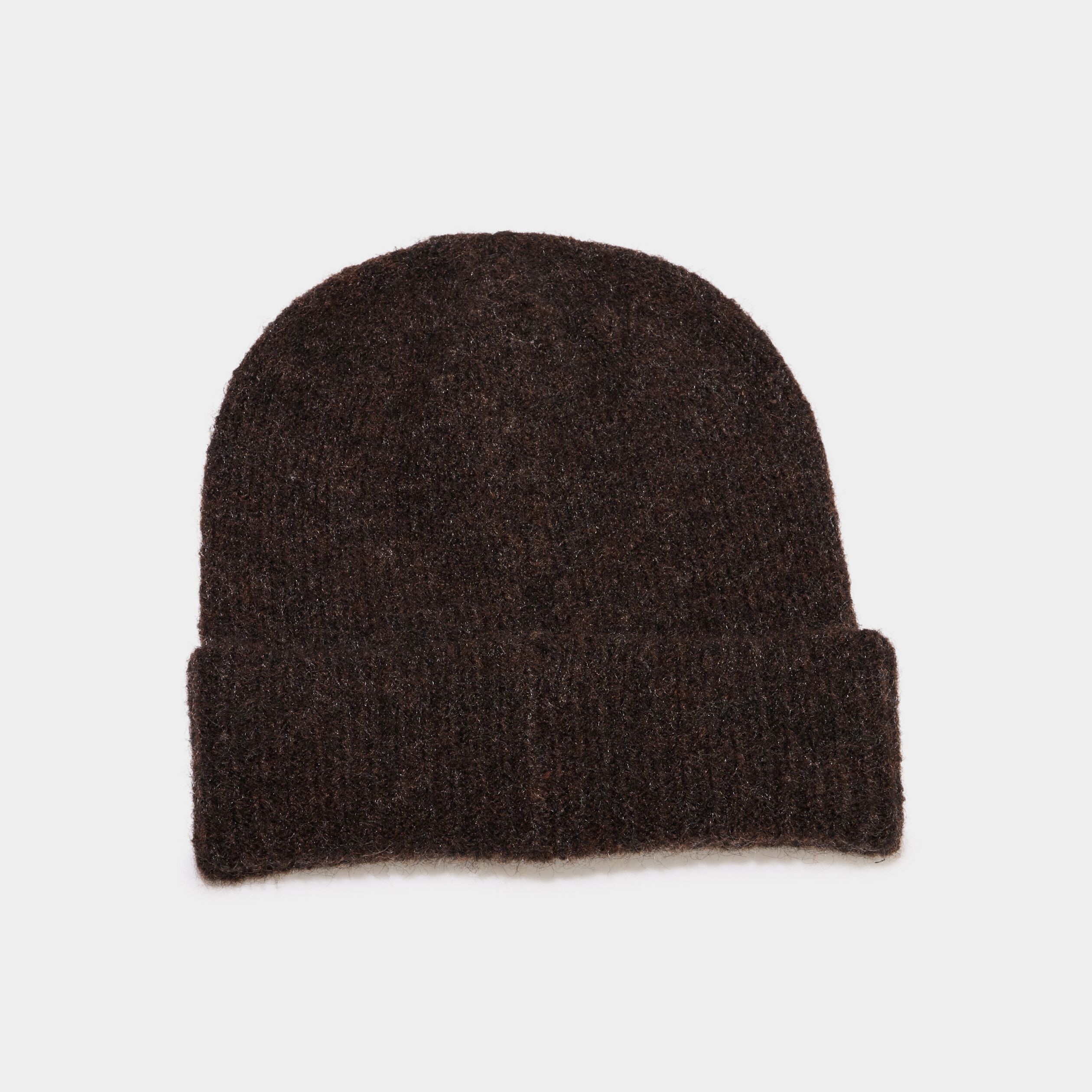 Bonnet maille c&ocirc;tel&eacute;e marron fonc&eacute; femme