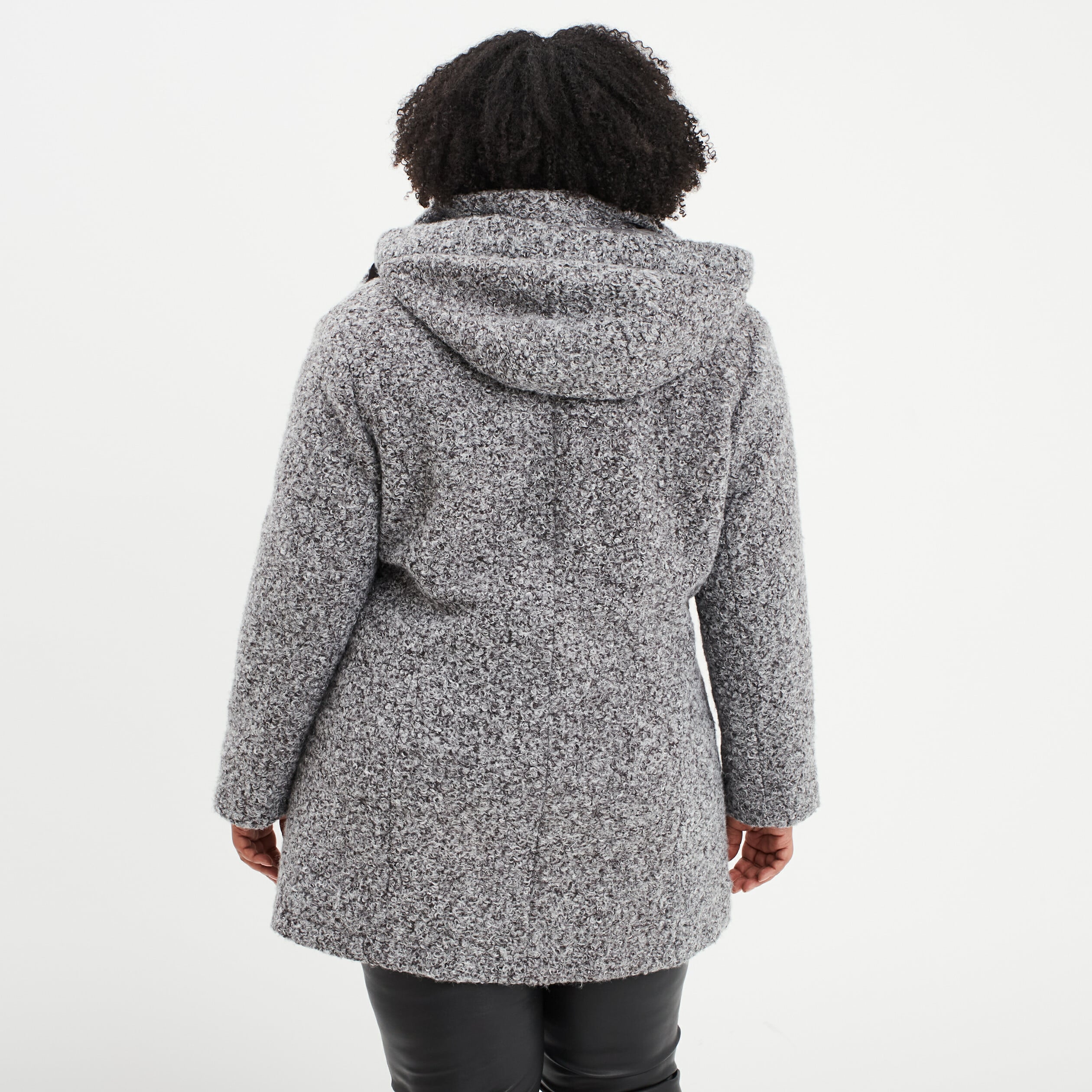 Manteau aspect bouclette &agrave; capuche gris femme grande taille