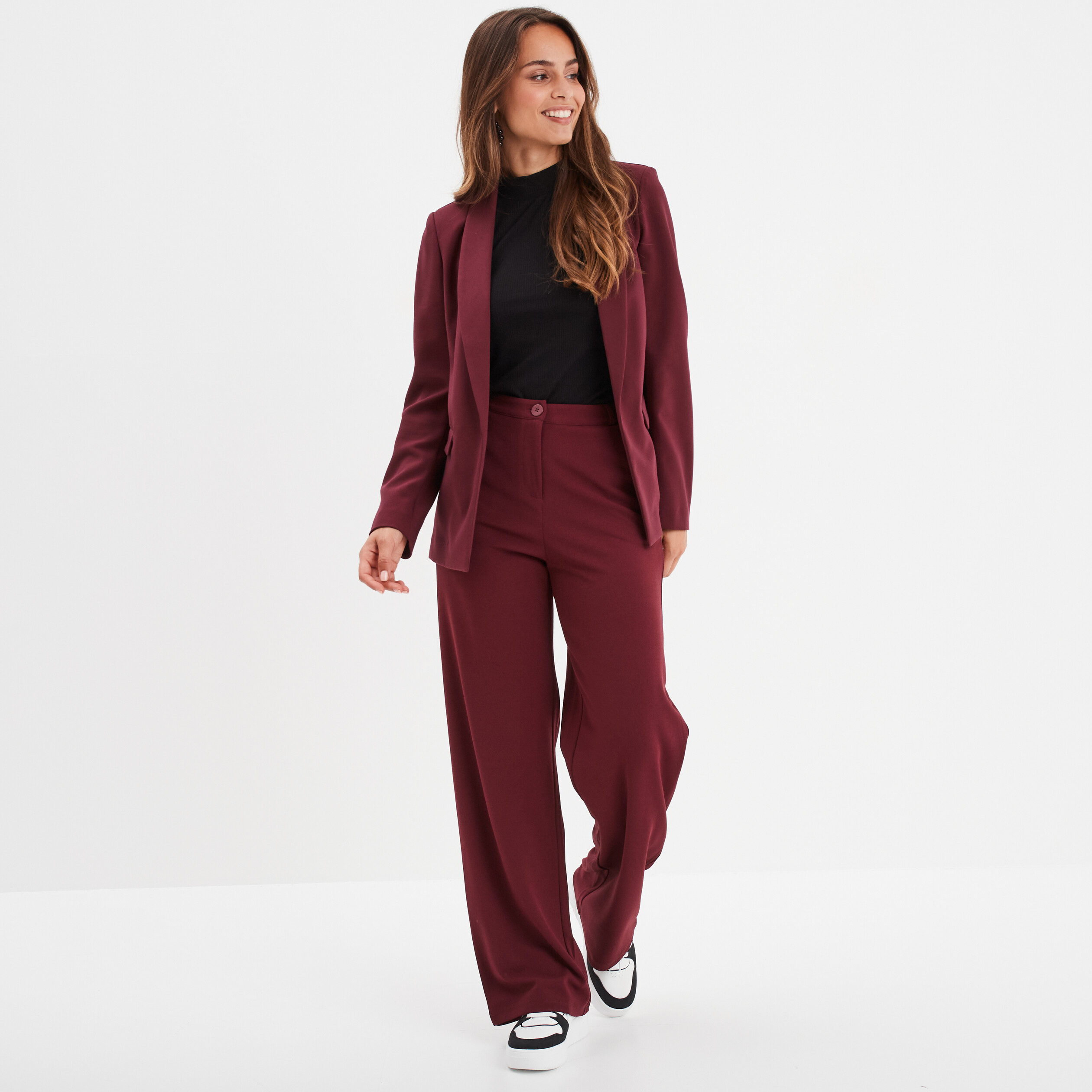 debardeur sans manches col montant noir femme Débardeur sans manches col montant noir femme
