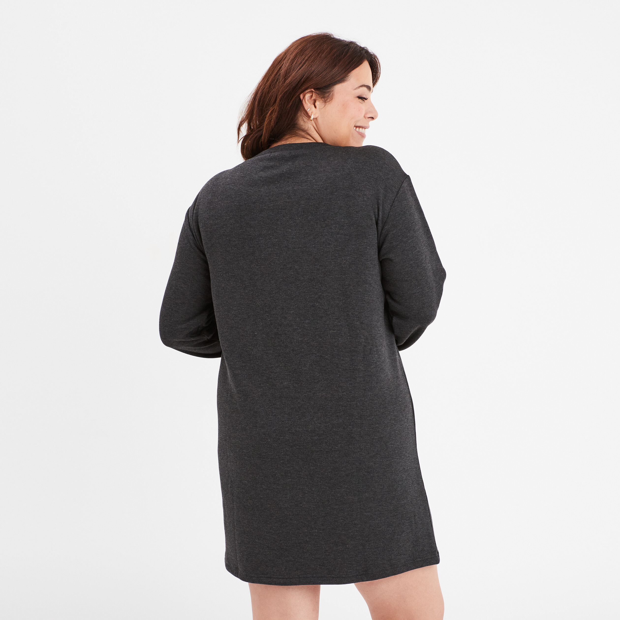 chemise de nuit courte manches longues gris fonce femmegt Chemise de nuit courte manches longues gris foncé femme grande taille