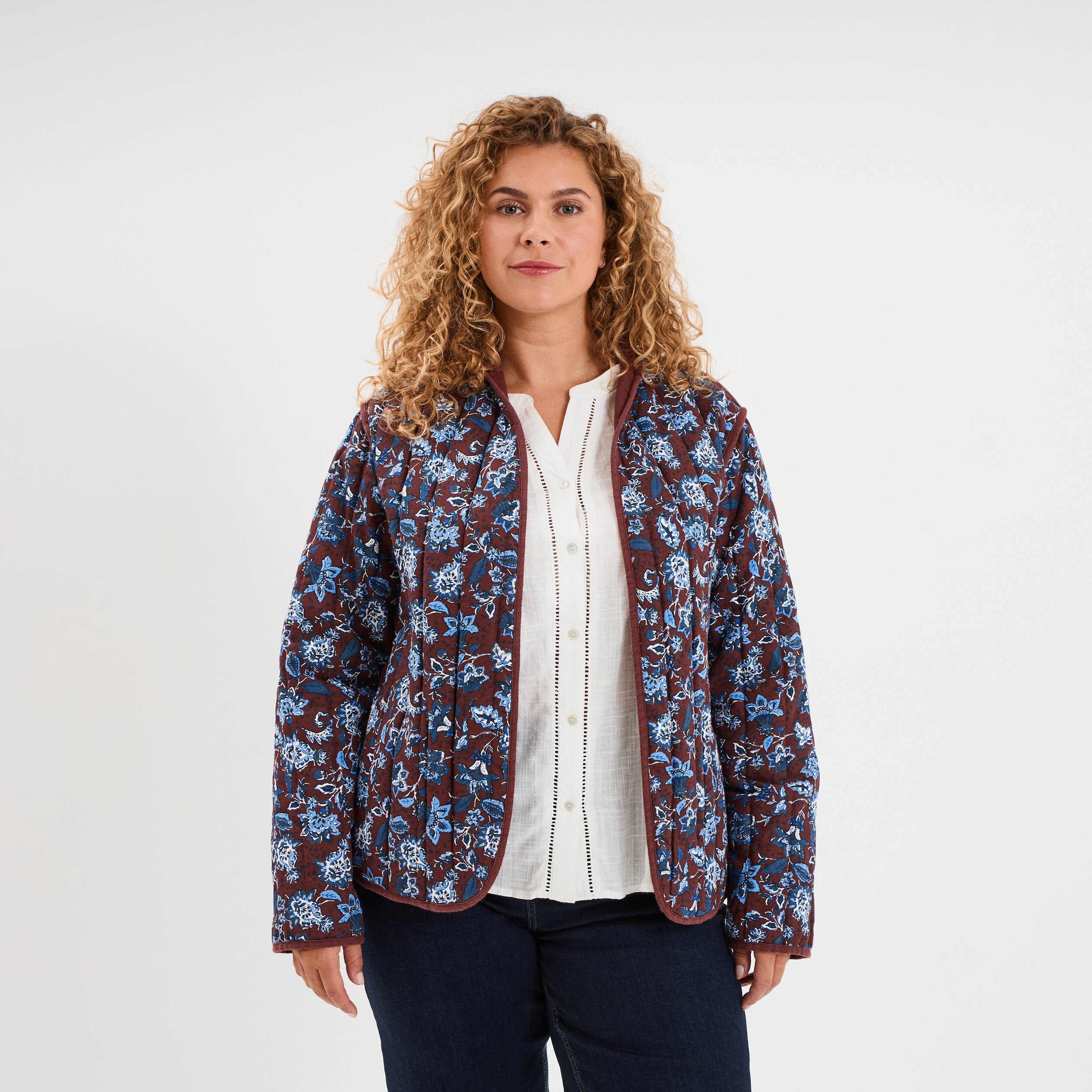 veste matelassee reversible marron femmegt Veste matelassée réversible marron femme grande taille