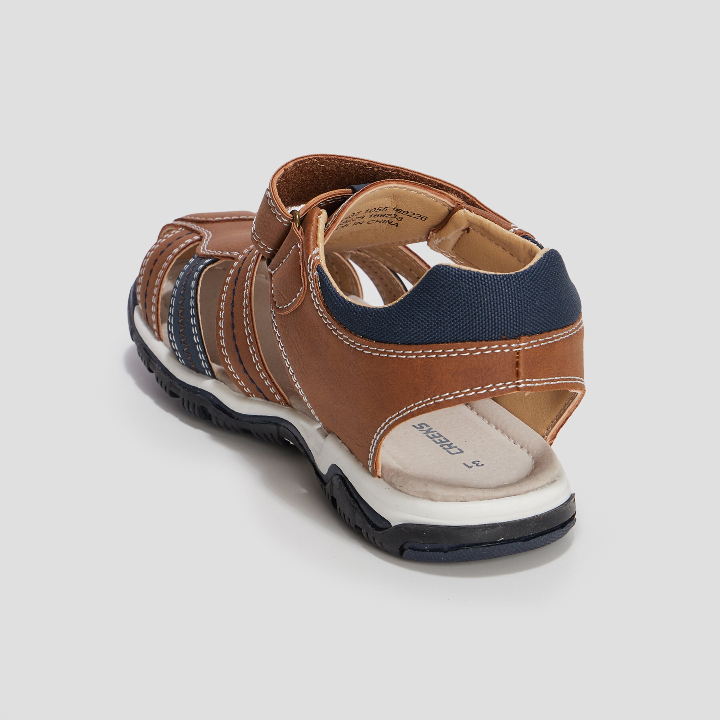 Sandales semelle crant&eacute;e marron gar&ccedil;on