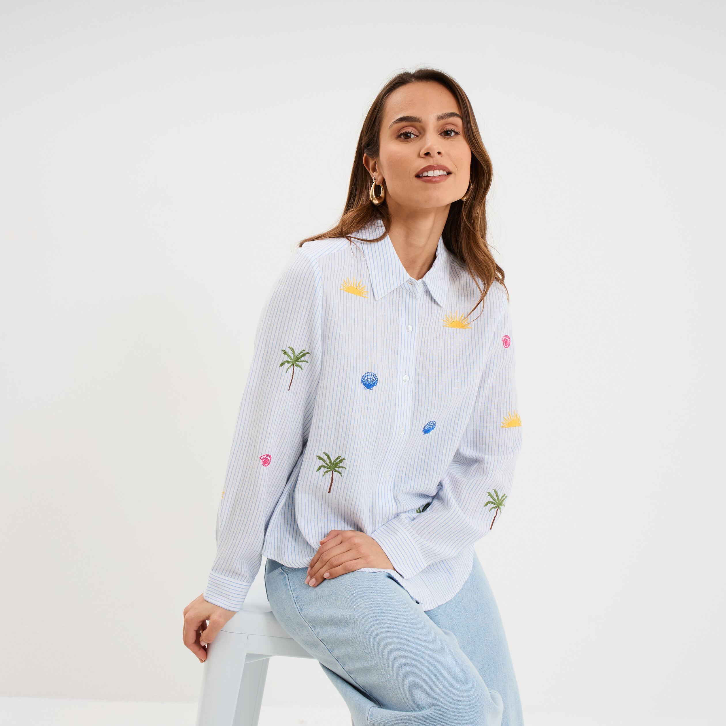 Ausla Femmes Floral brodé Col en V à Manches Courtes Chemisier Haut Gland à Lacets Style Mexicain Chemises de Plage Blouses (L