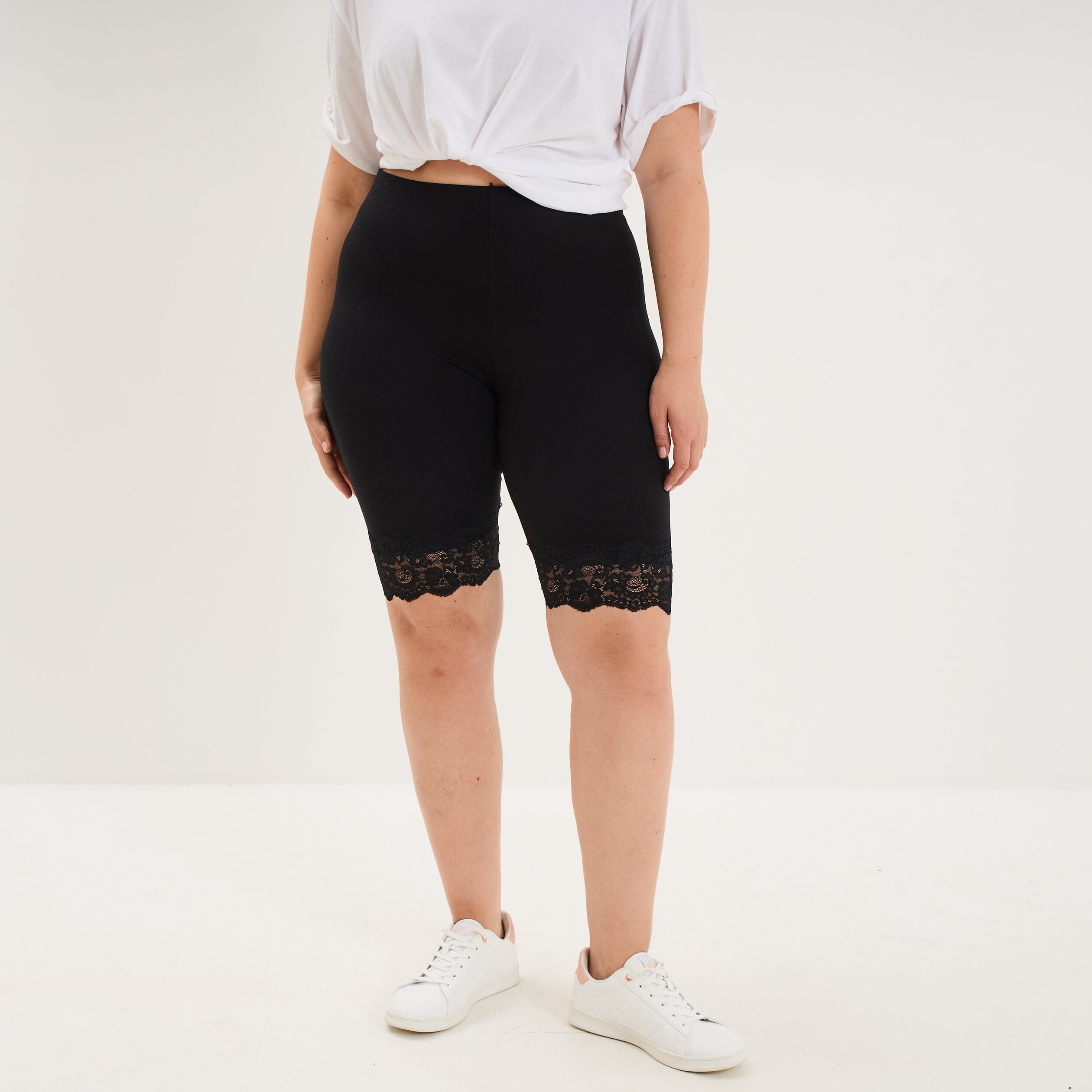 Short legging cycliste &agrave; dentelle noir femme grande taille