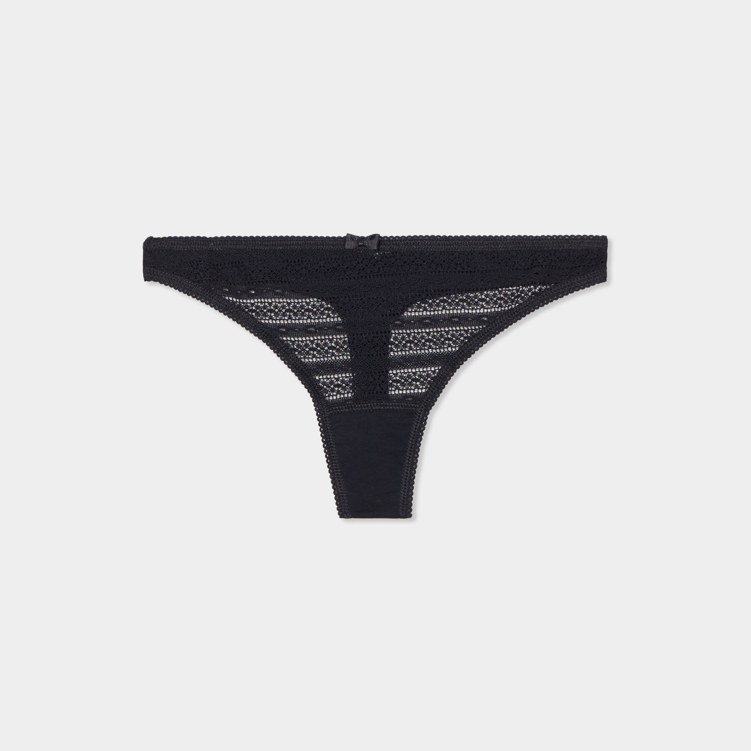 String en dentelle noir femme