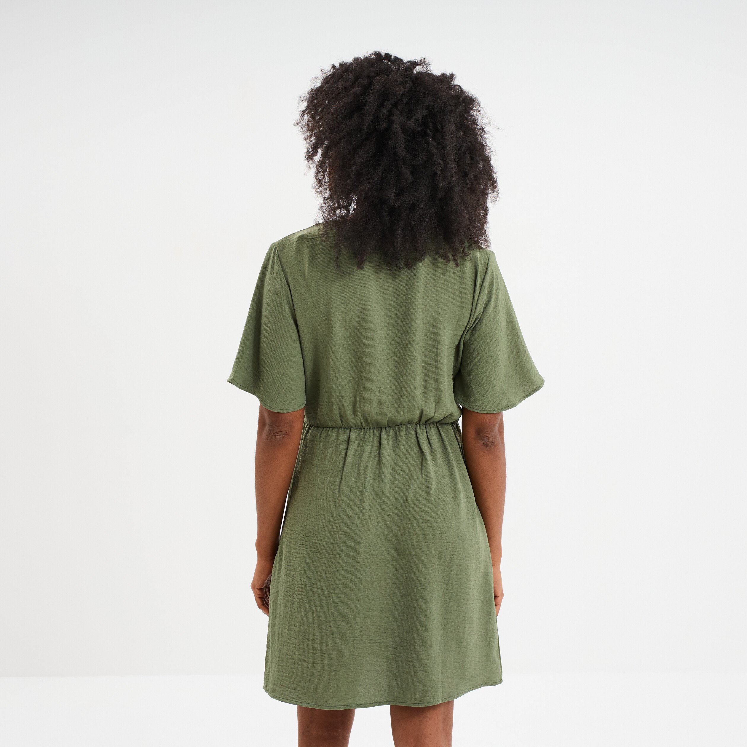 robe courte col cache coeur vert kaki femme Robe courte col cache-coeur vert kaki femme