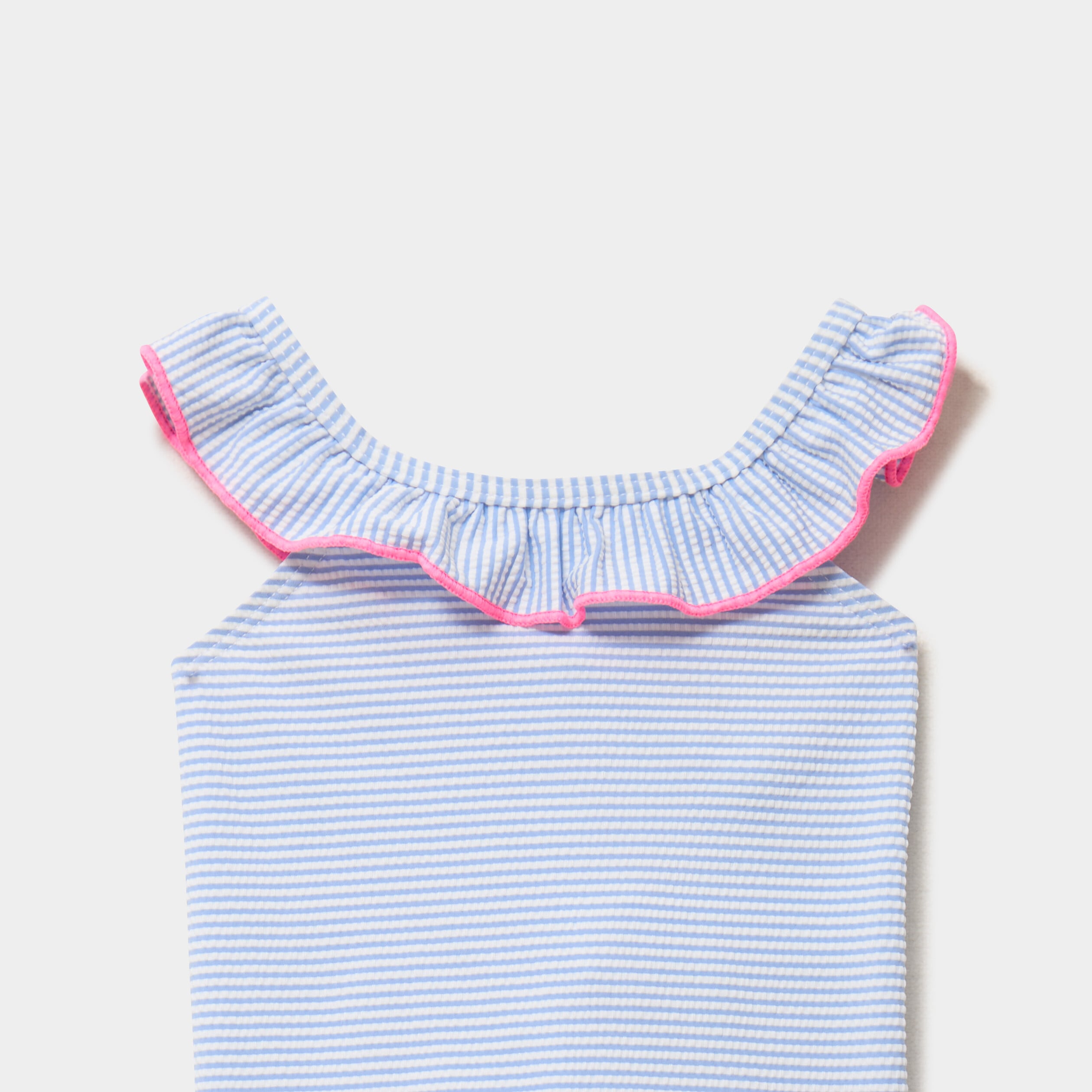 Maillot de bain 2 pi&egrave;ces volants bleu clair b&eacute;b&eacute; fille