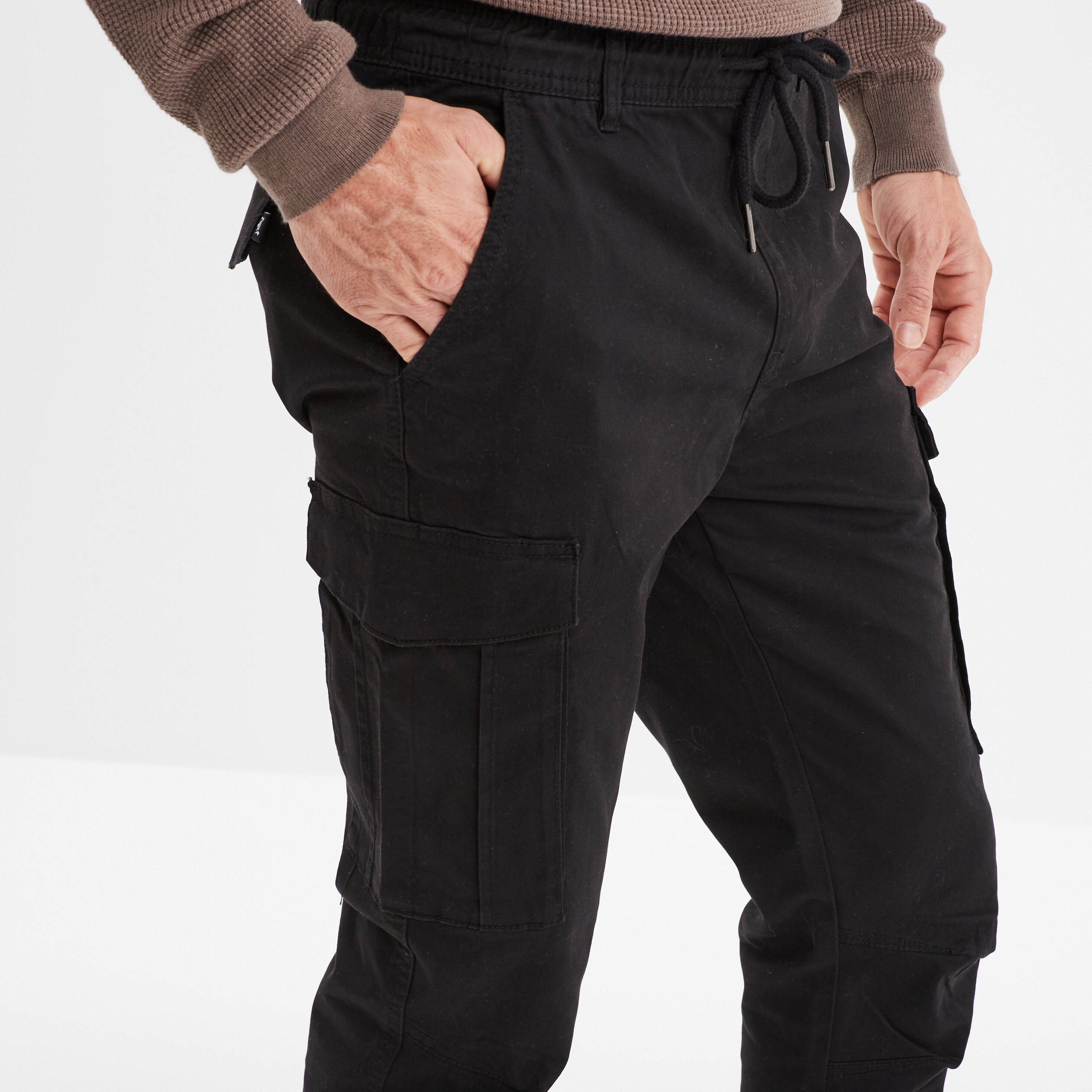 Pantalon cargo slim noir homme