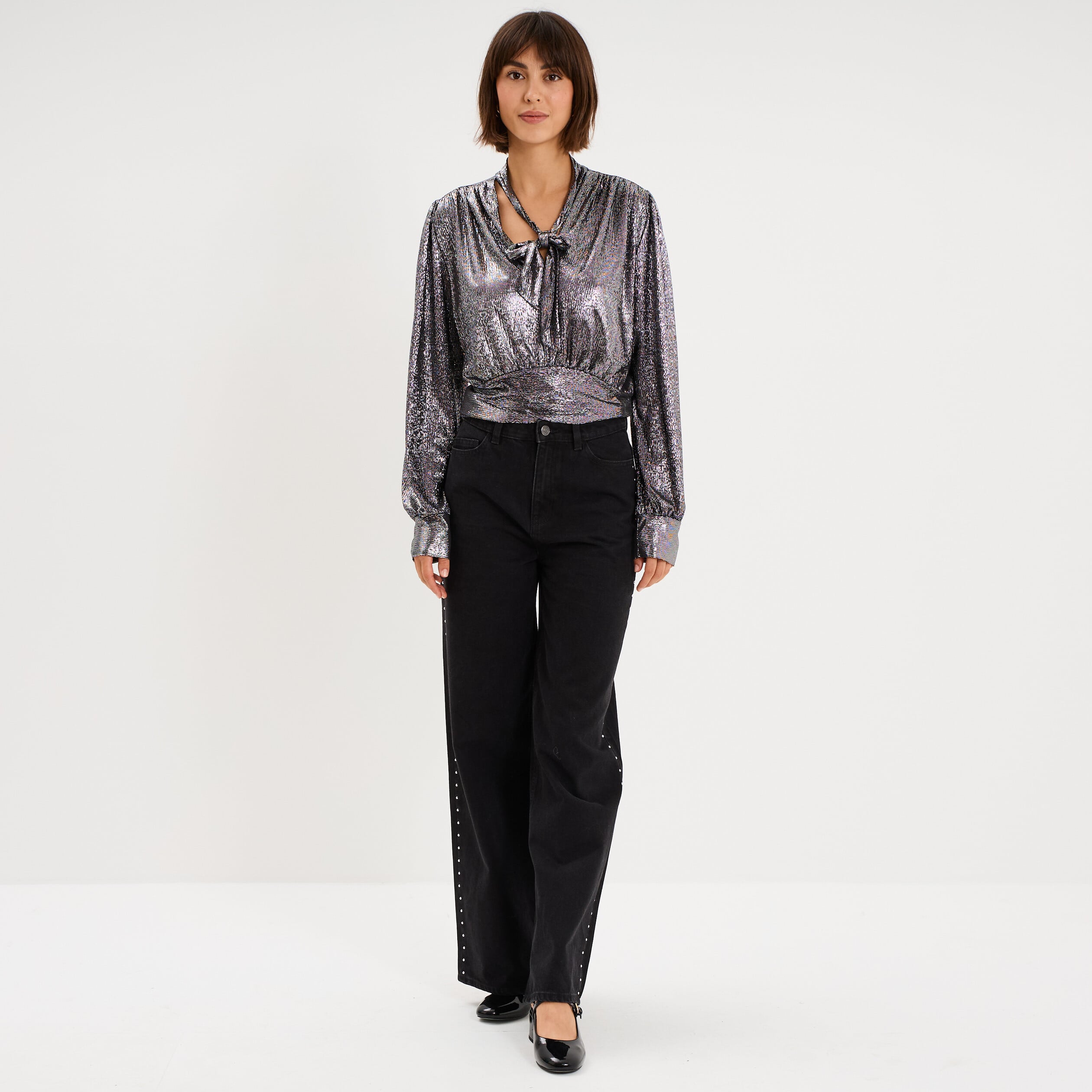 Blouse ajust&eacute;e col lavalli&egrave;re gris argent femme