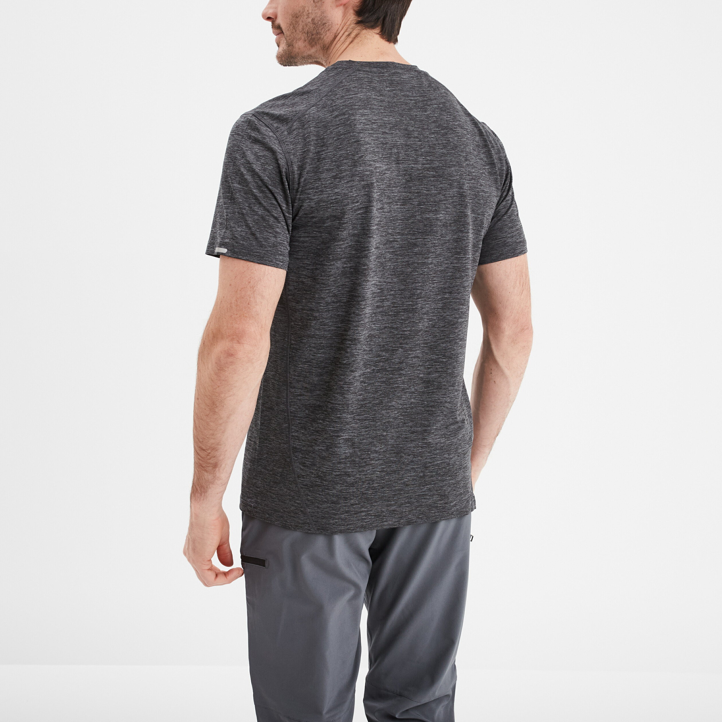 T-shirt technique outdoor l&eacute;ger Trappeur gris fonc&eacute; homme