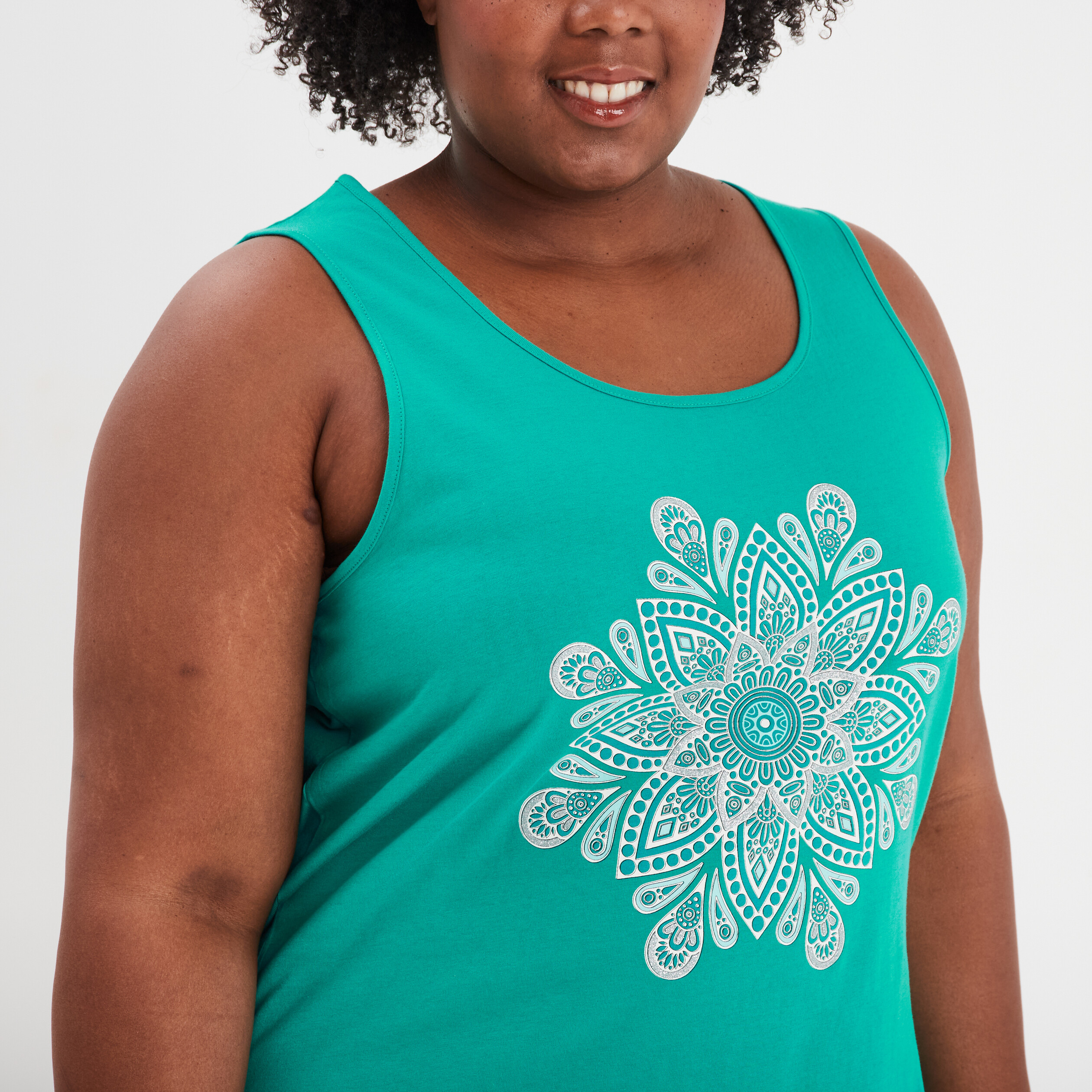 ensemble pyjama short et debardeur coton vert fonce femmegt Ensemble pyjama short et débardeur coton vert foncé femme grande taille