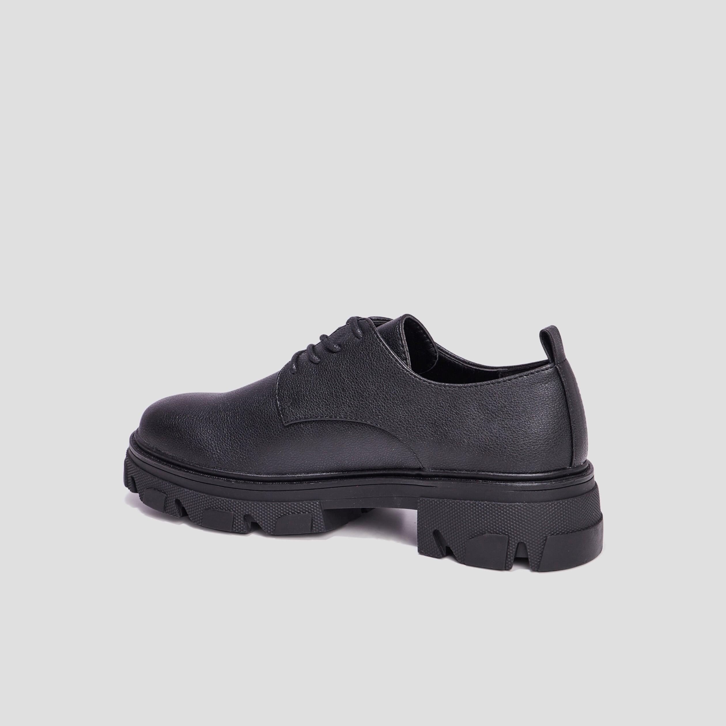 Derbies grosses semelles Liberto noir femme