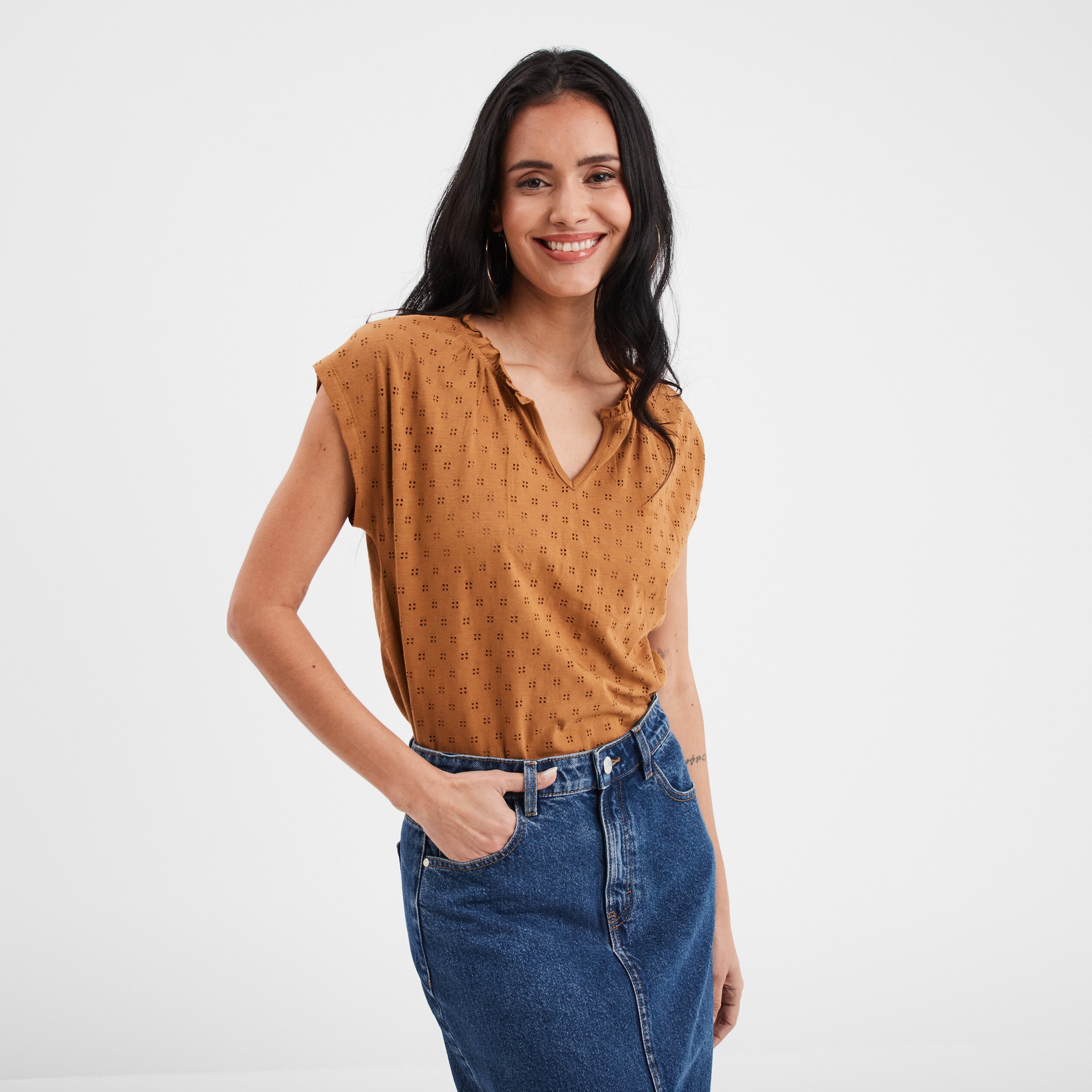 t shirt ajoure col tunisien creeks camel femme T-shirt ajouré col tunisien Creeks camel femme
