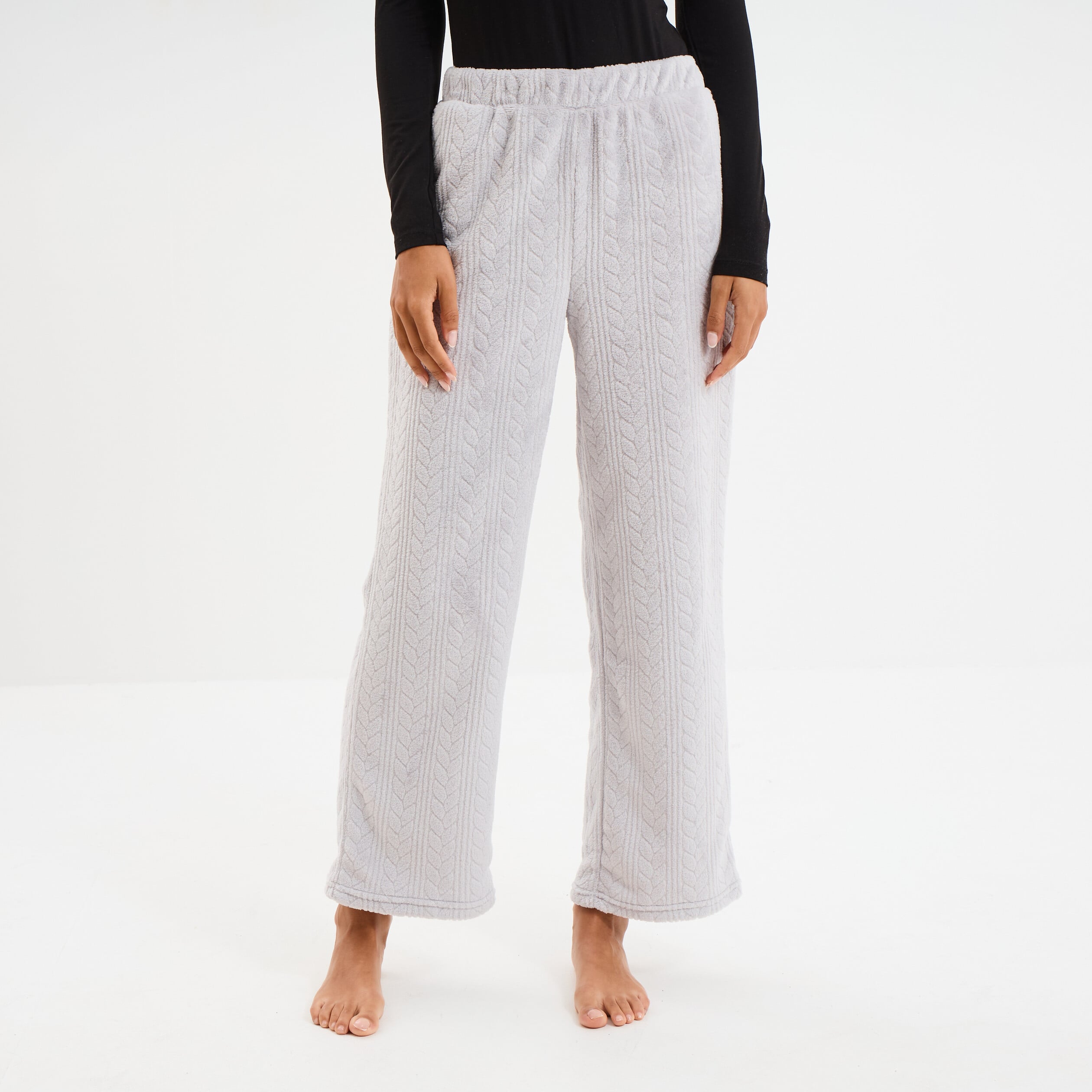 Pantalon effet polaire d&eacute;tails torsades gris clair femme