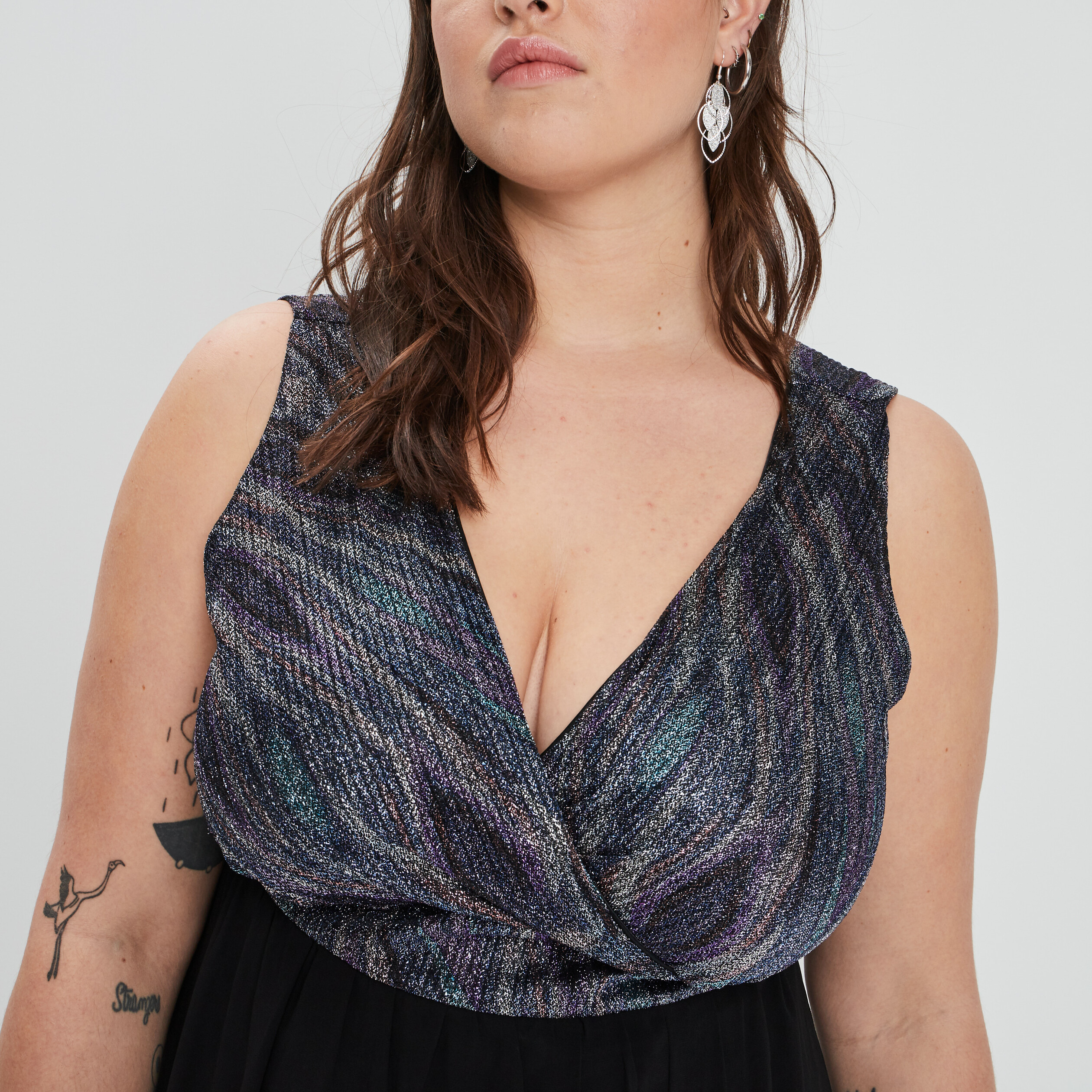 robe longue evasee col cache coeur noir femmegt Robe longue évasée col cache-coeur noir femme grande taille