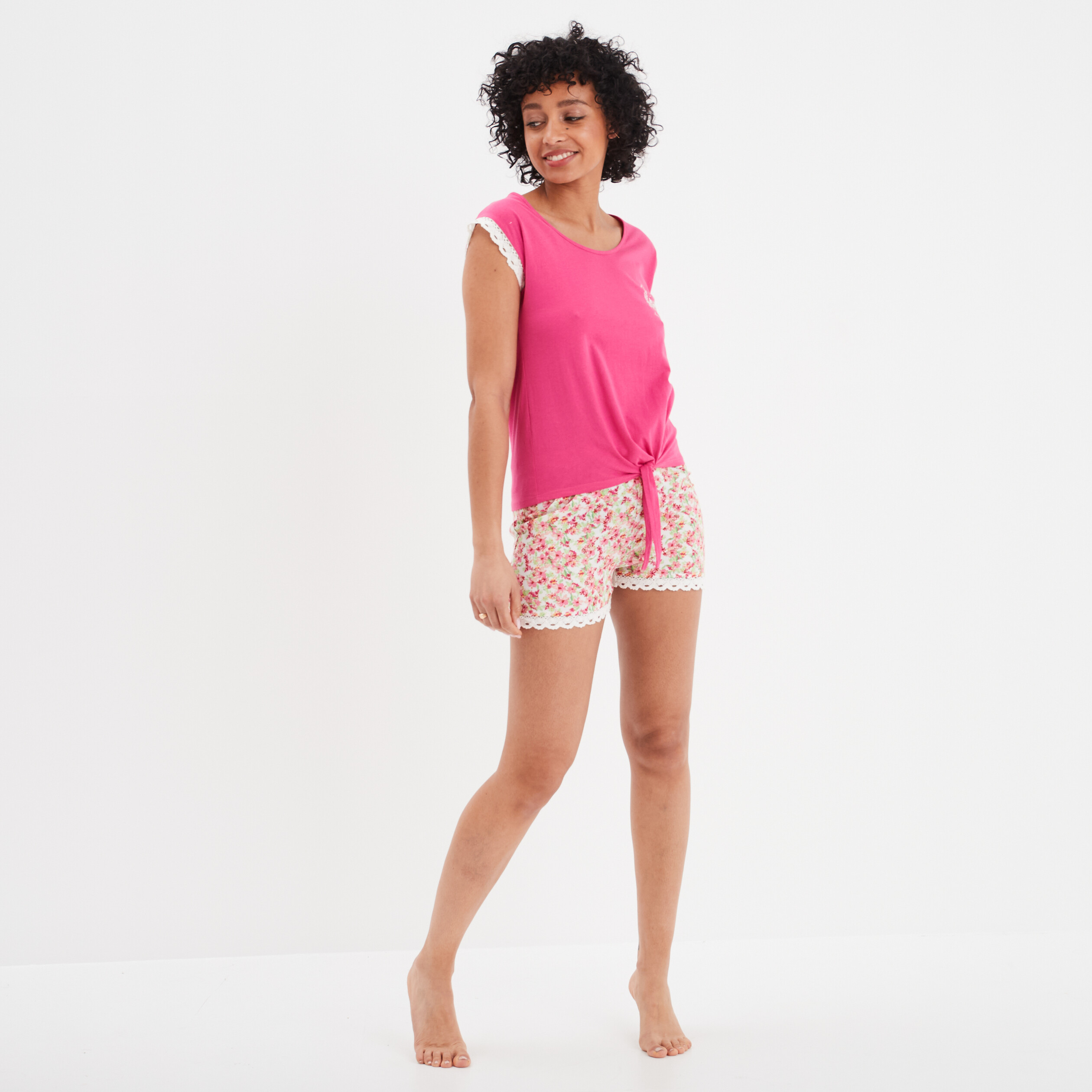 ensemble pyjama 2 pieces t shirt a noeud multicolore femme Ensemble pyjama 2 pièces t-shirt à noeud multicolore femme