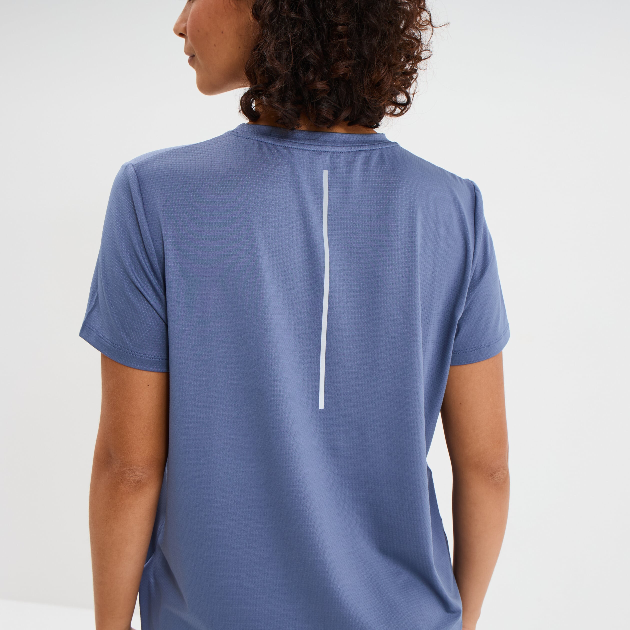 T-shirt de sport droit manches courtes bleu fonc&eacute; femme