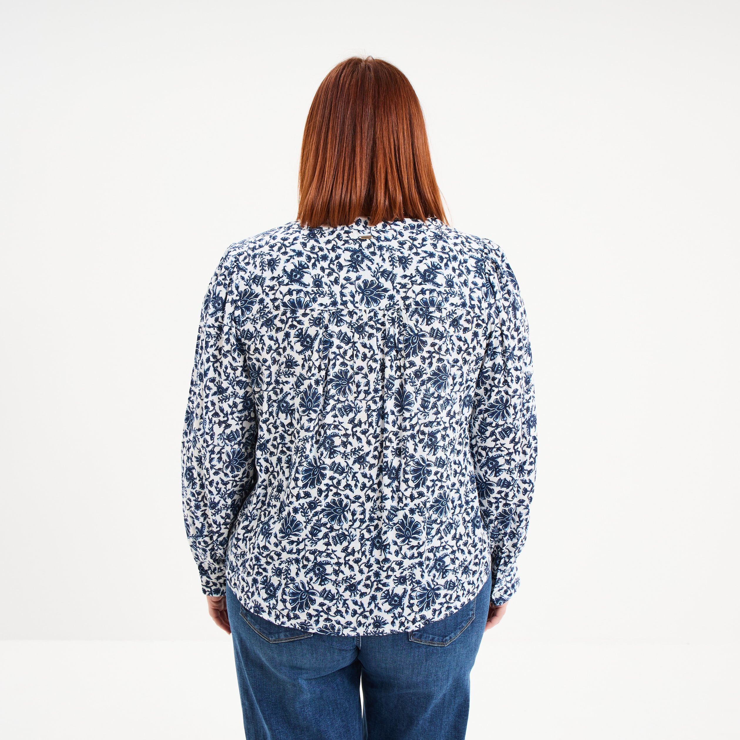 Blouse boutonn&eacute;e blanc femme grande taille
