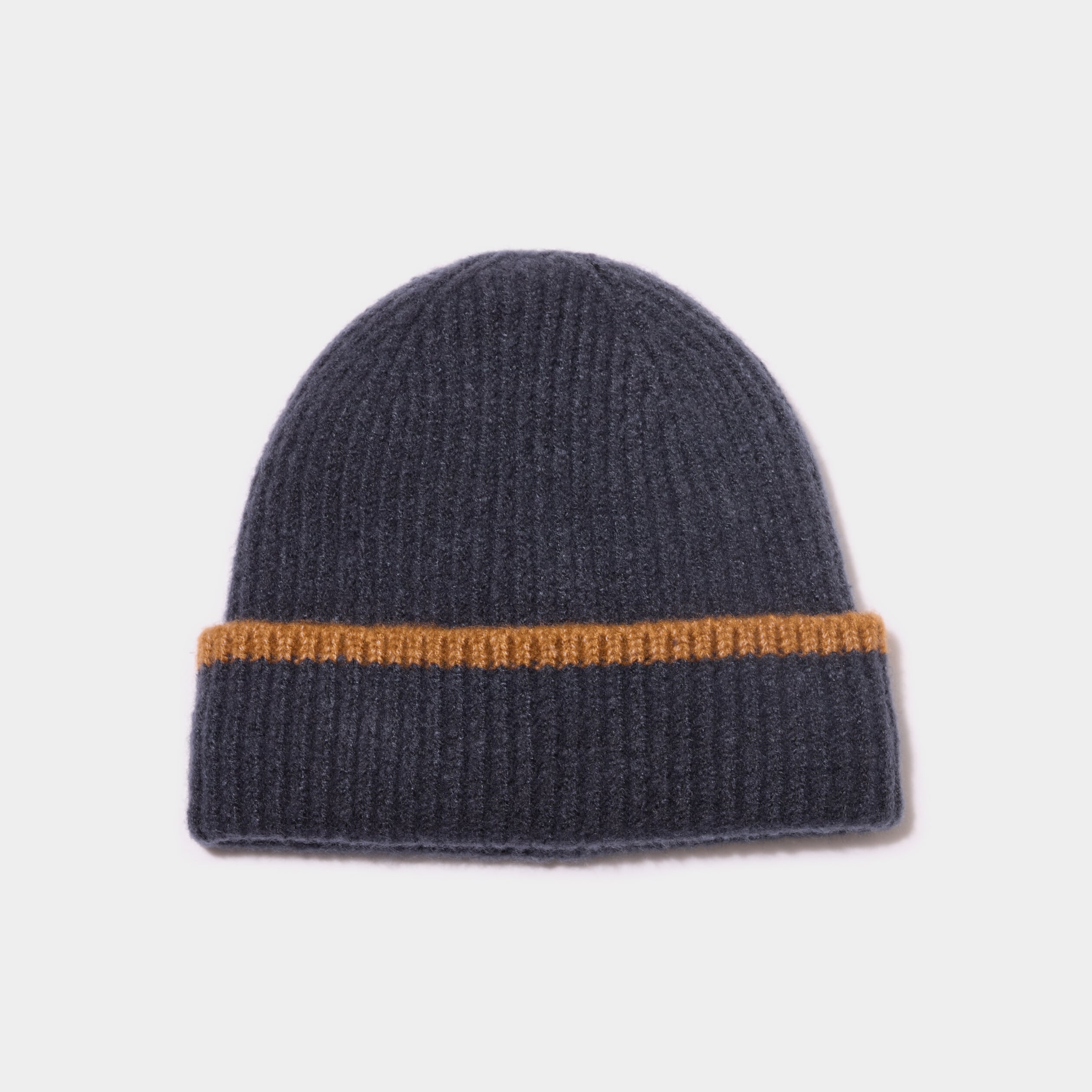 Bonnet en maille effet tricot bleu fonc&eacute; gar&ccedil;on