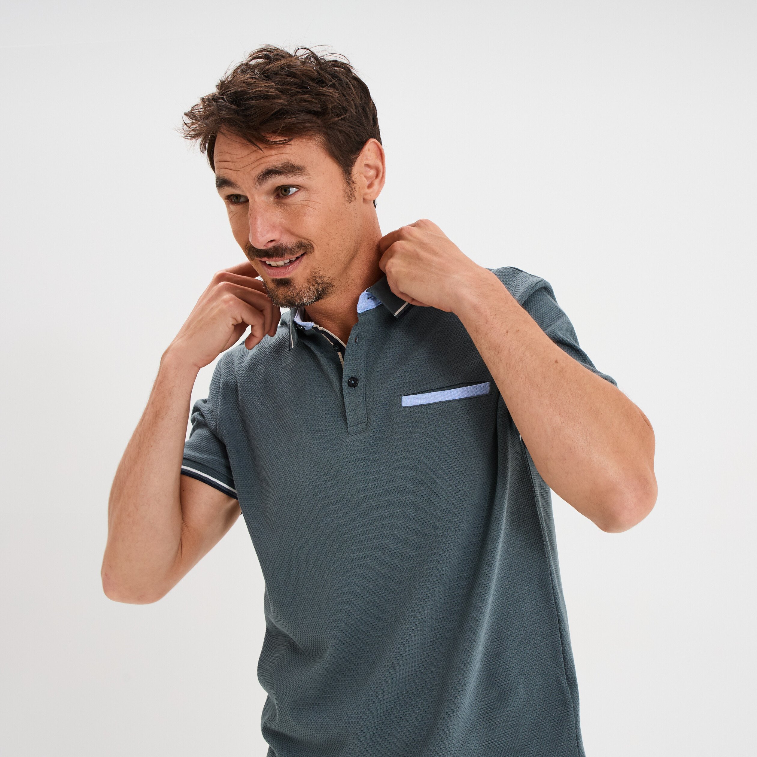 polo manches courtes 1 poche coton vert fonce homme Polo manches courtes 1 poche coton vert foncé homme