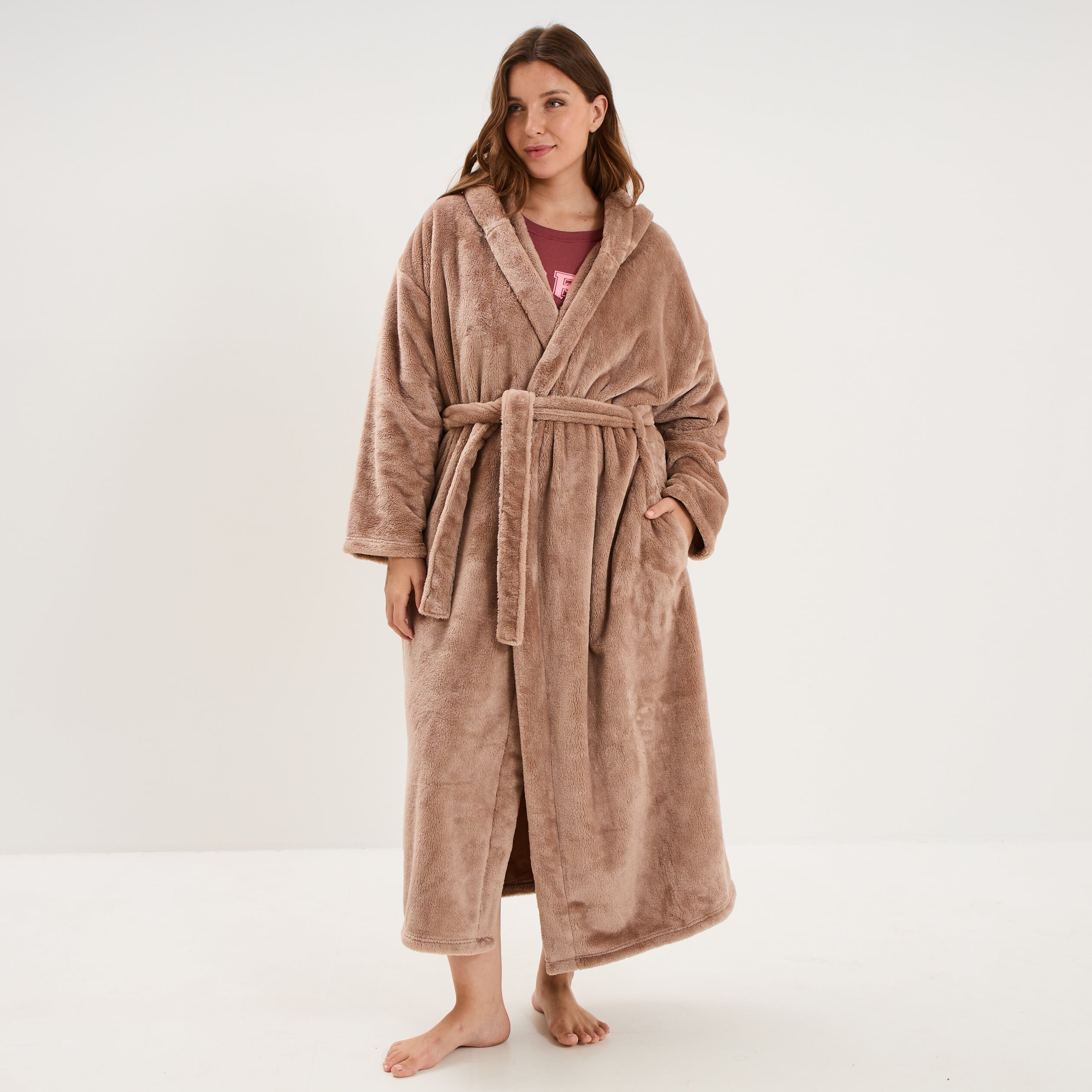 Peignoir velours long &agrave; capuche beige femme grande taille