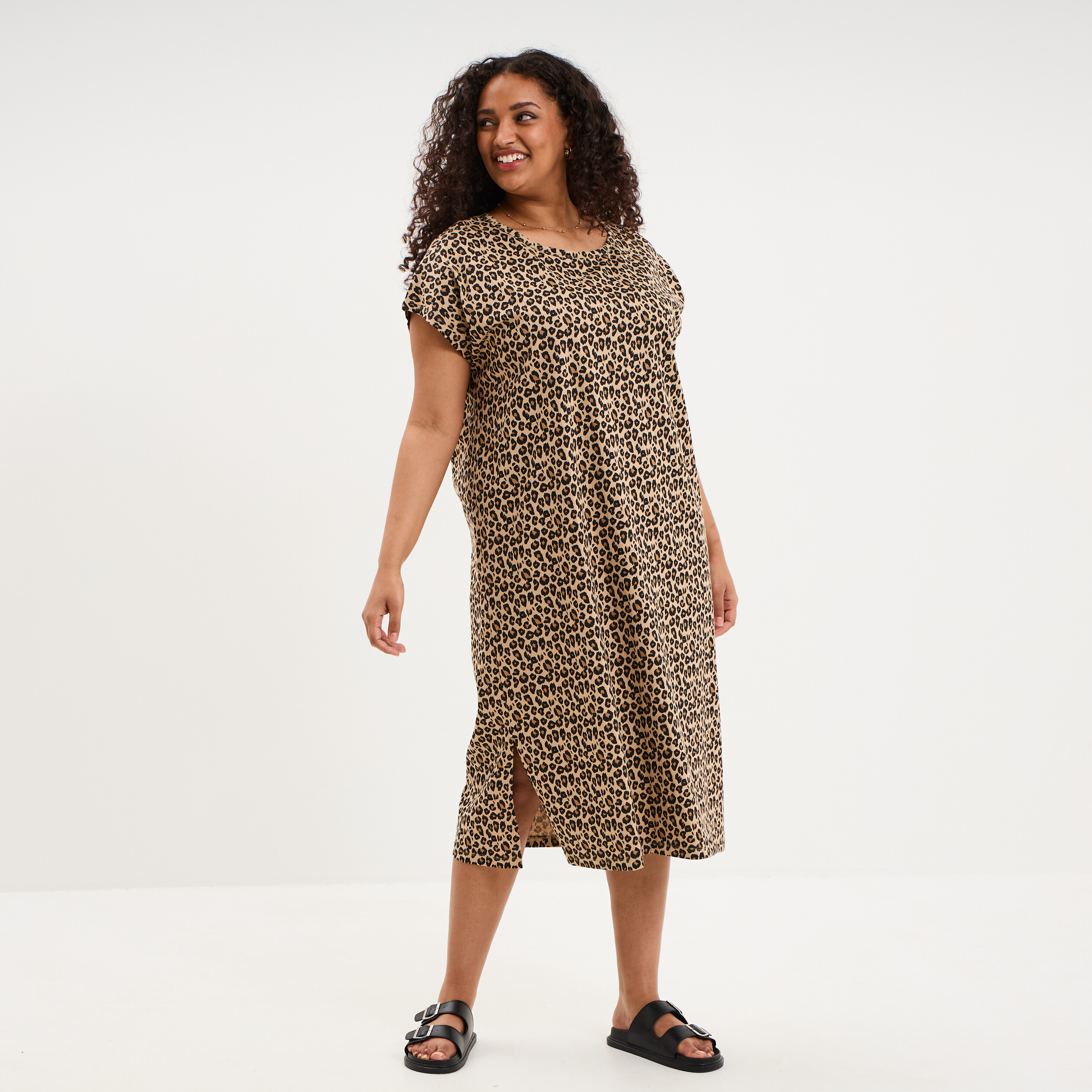 Robe courte droite manches courtes sable femme grande taille