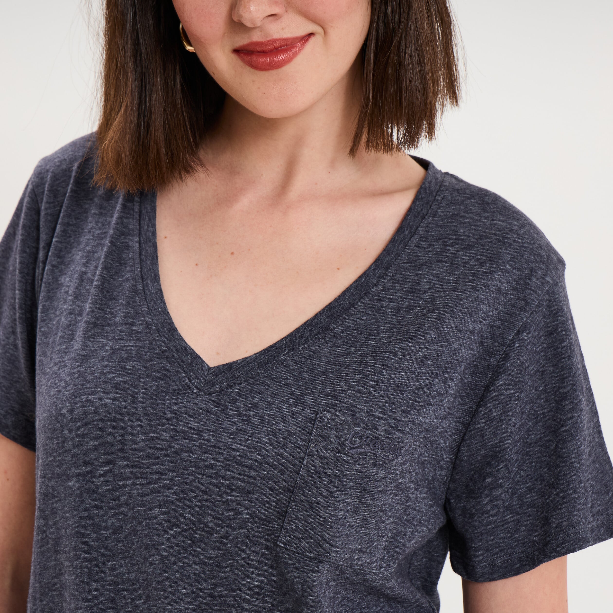 T-shirt col en V manches courtes bleu marine femme