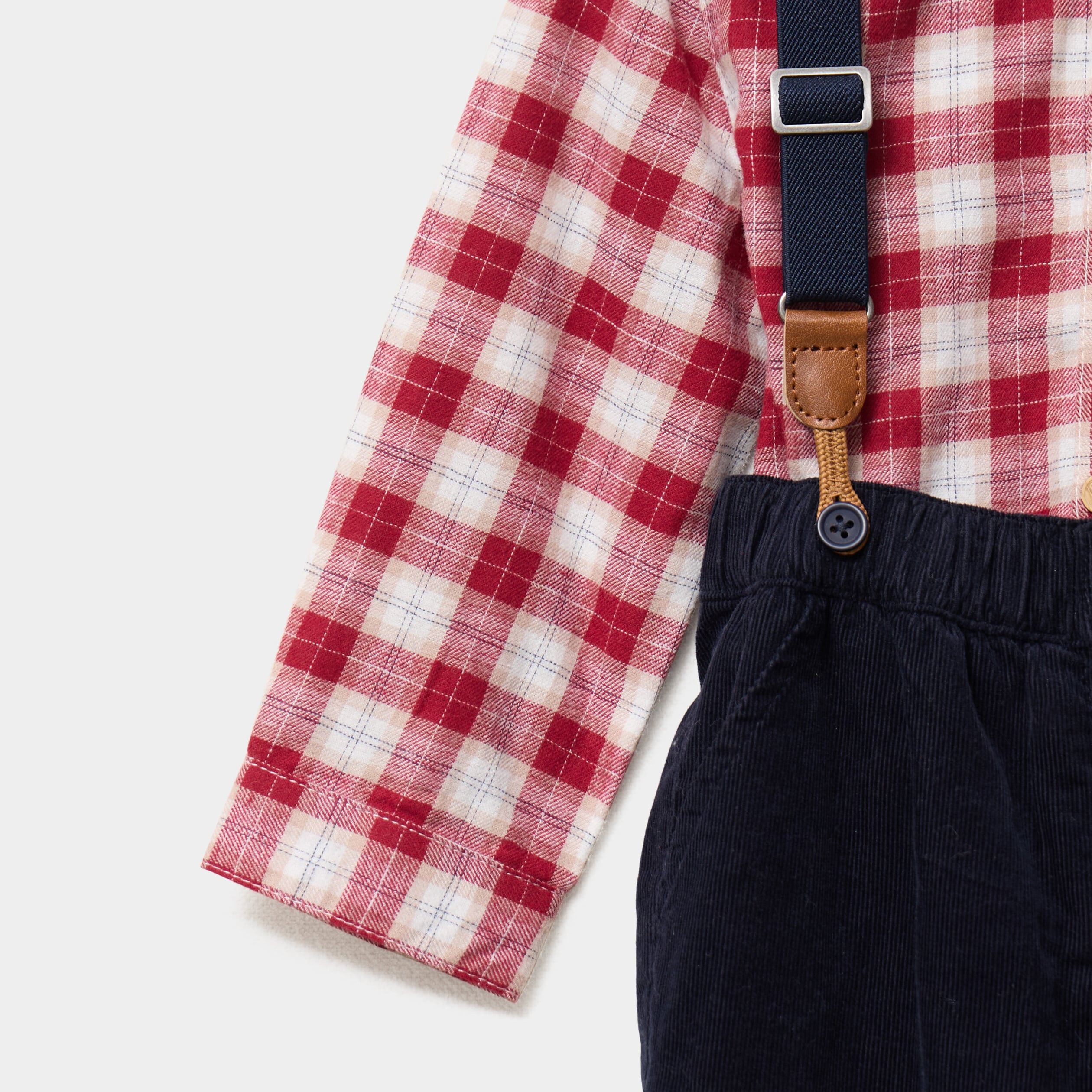 Ensemble chemise et pantalon bretelles rouge fonc&eacute; b&eacute;b&eacute; gar&ccedil;on