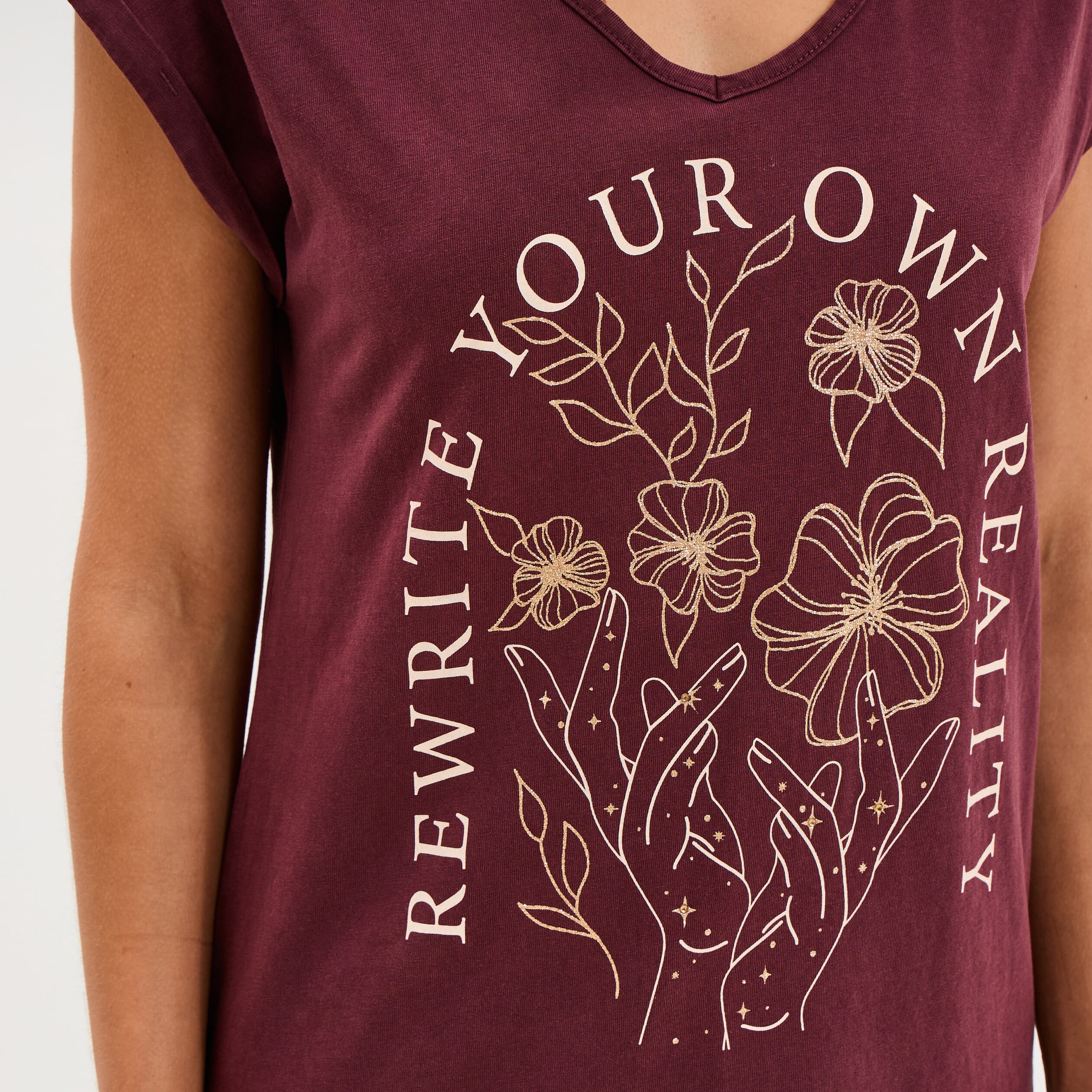 T-shirt coton col en V manches courtes violet fonc&eacute; femme