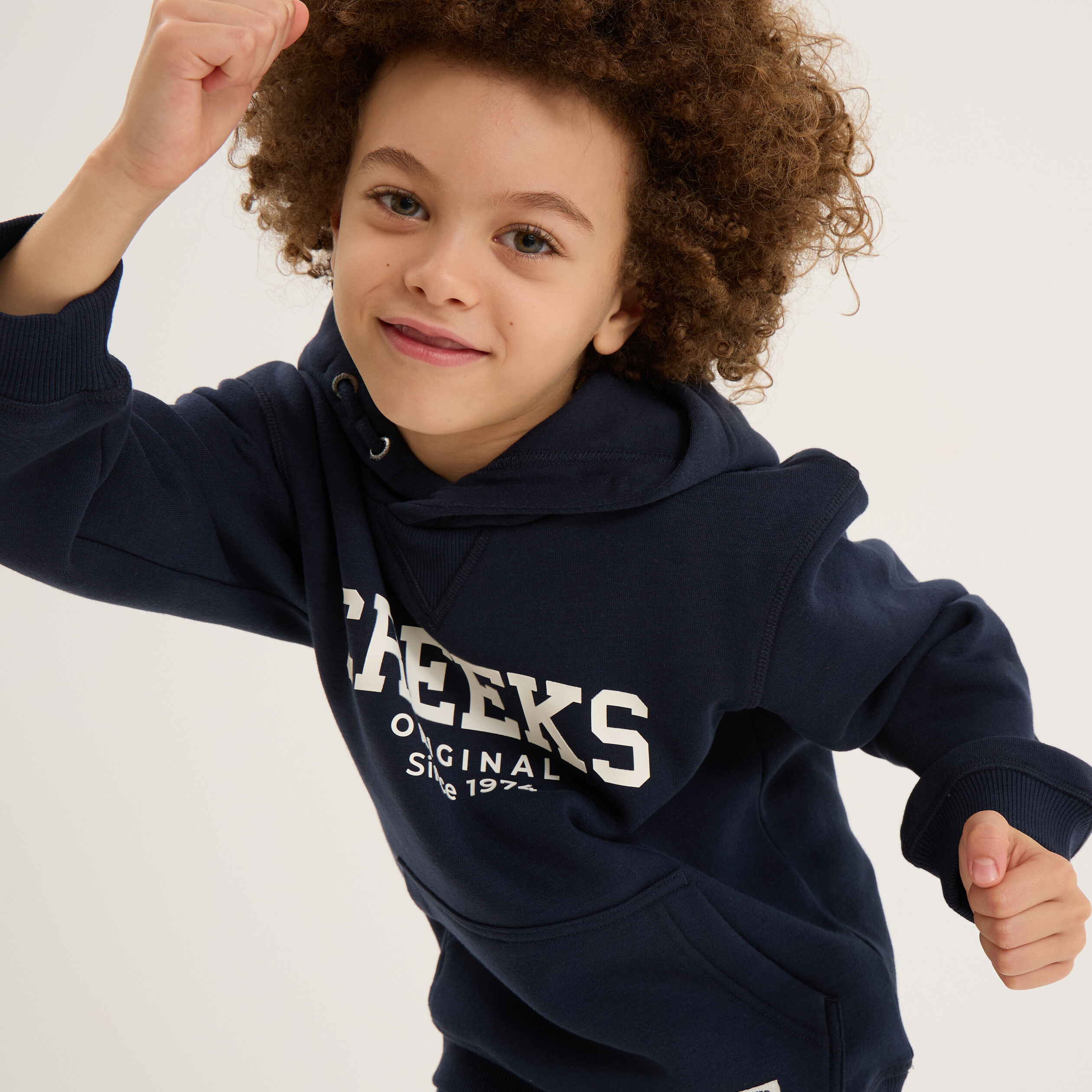 Sweat à Capuche Bleu Marine Garçon Tog 24 - Taille 128 (5-7 Ans) - Occasion Très Bon état