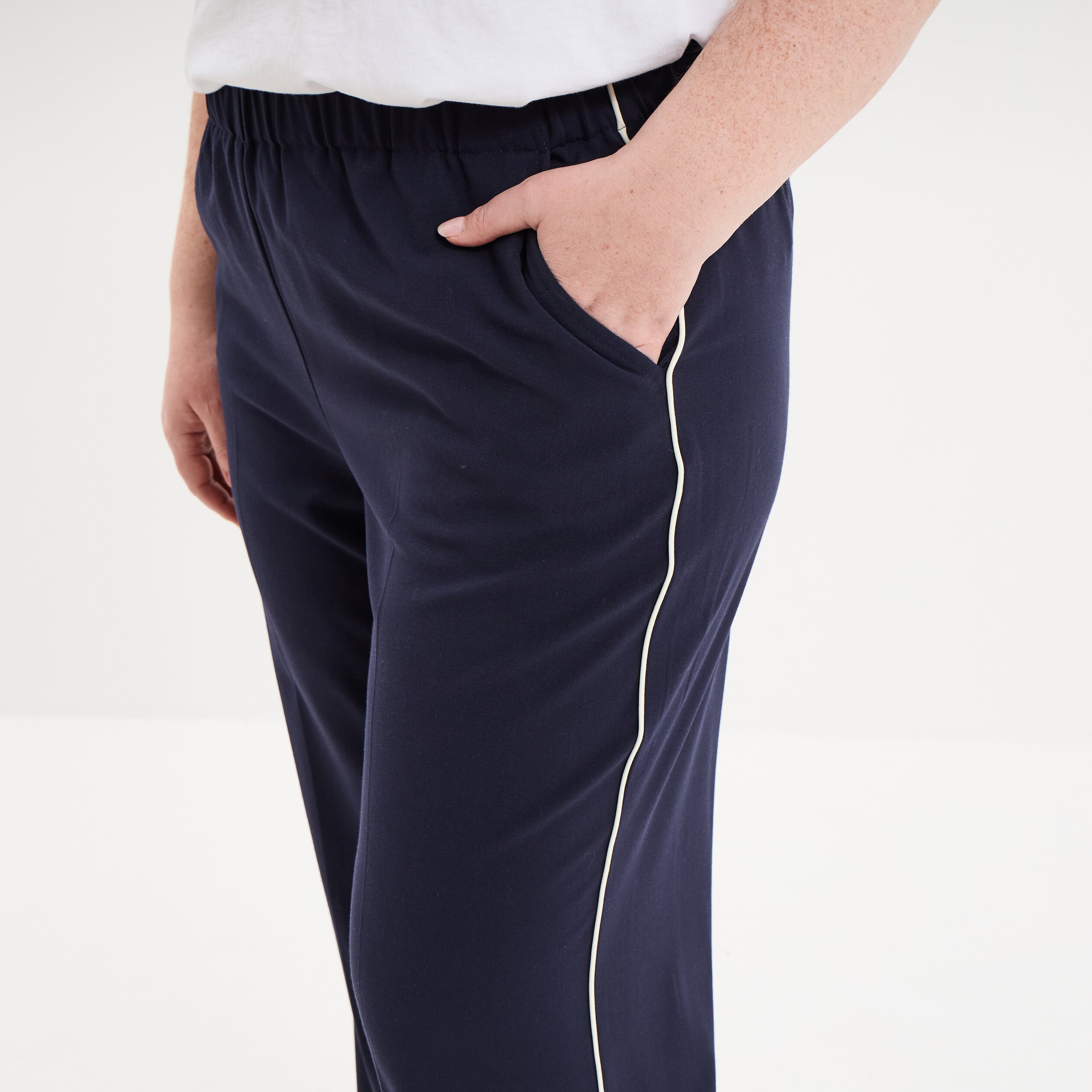 Pantalon large taille &eacute;lastiqu&eacute;e bleu fonc&eacute; femme grande taille