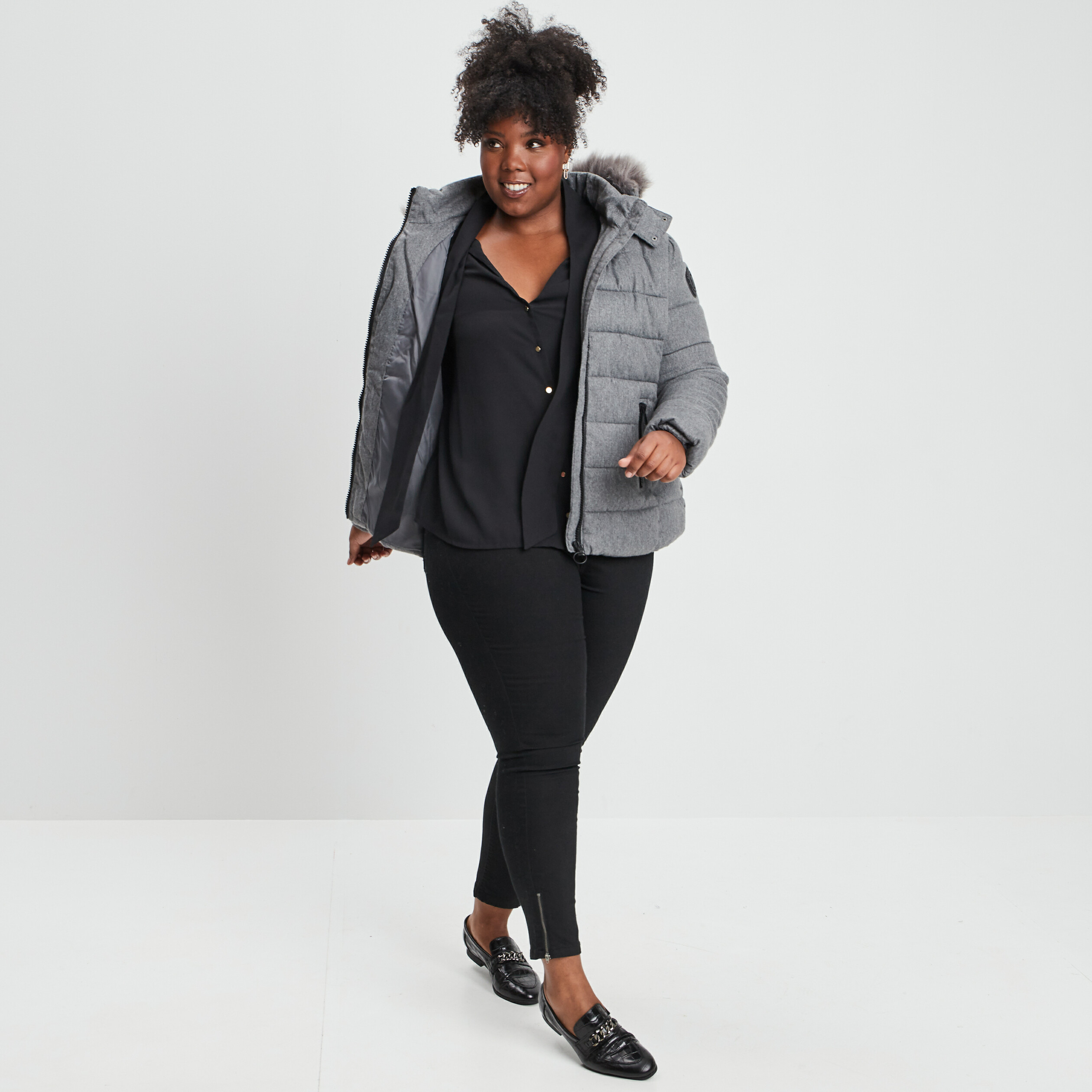Chemise à col lavalière manches longues noir femme grande taille