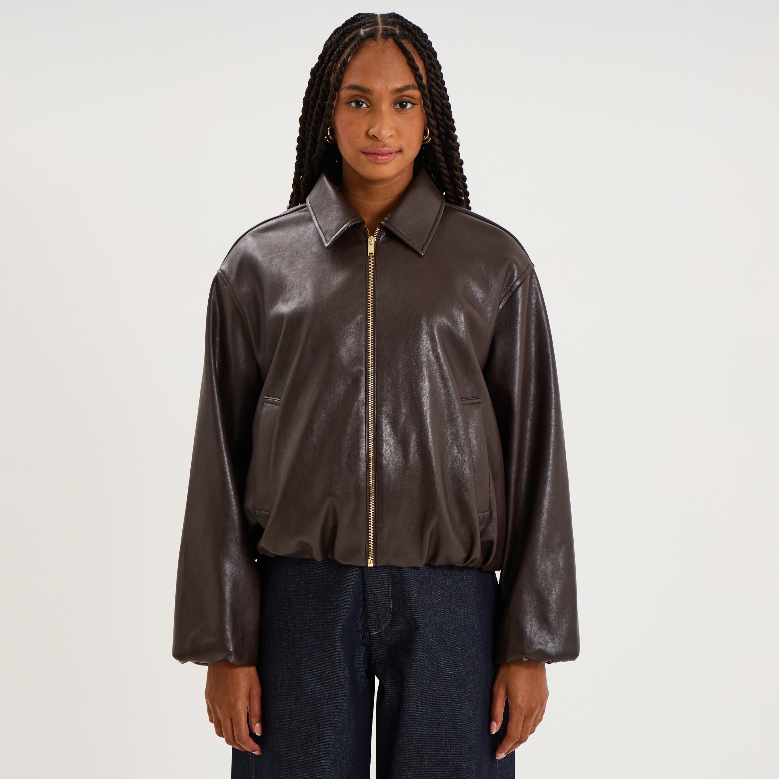 Veste boule oversize similicuir zipp&eacute;e marron fonc&eacute; femme