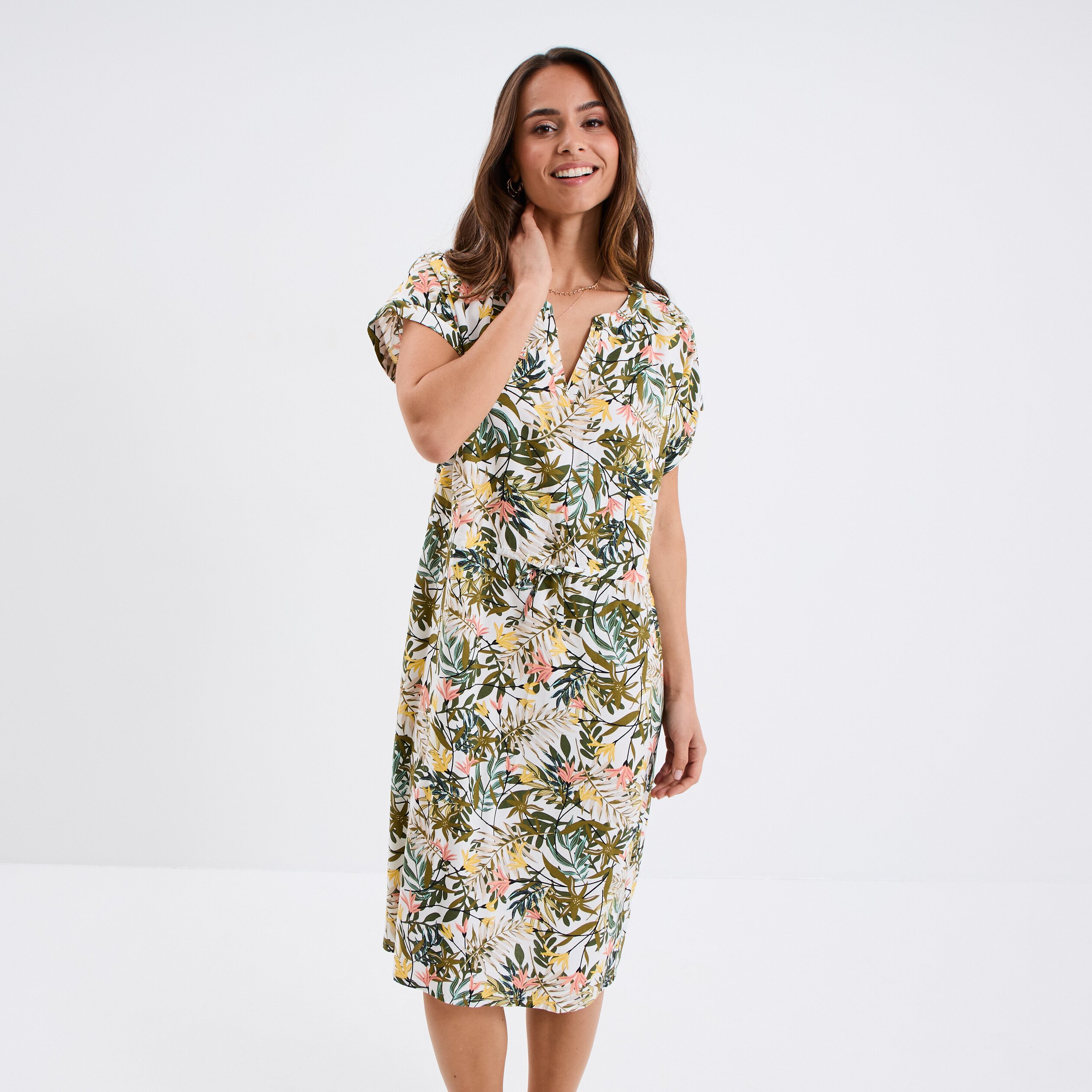 robe courte col tunisien manches courtes blanc femme Robe courte col tunisien manches courtes blanc femme