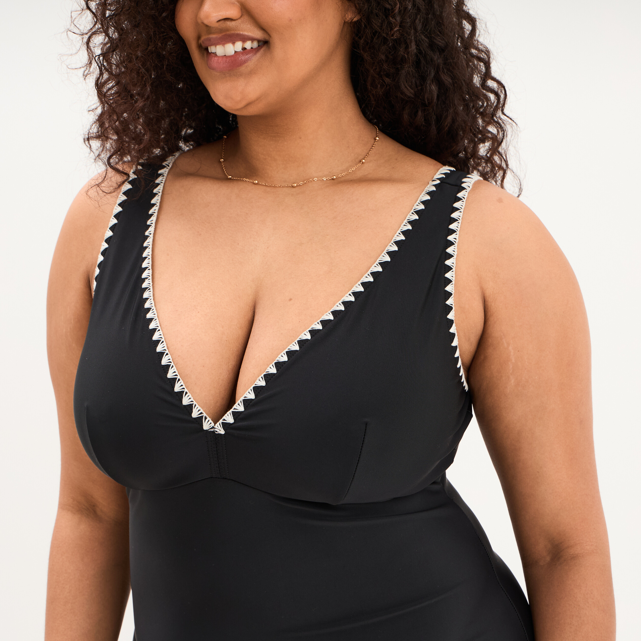 Maillot de bain foulard une pi&egrave;ce noir femme grande taille