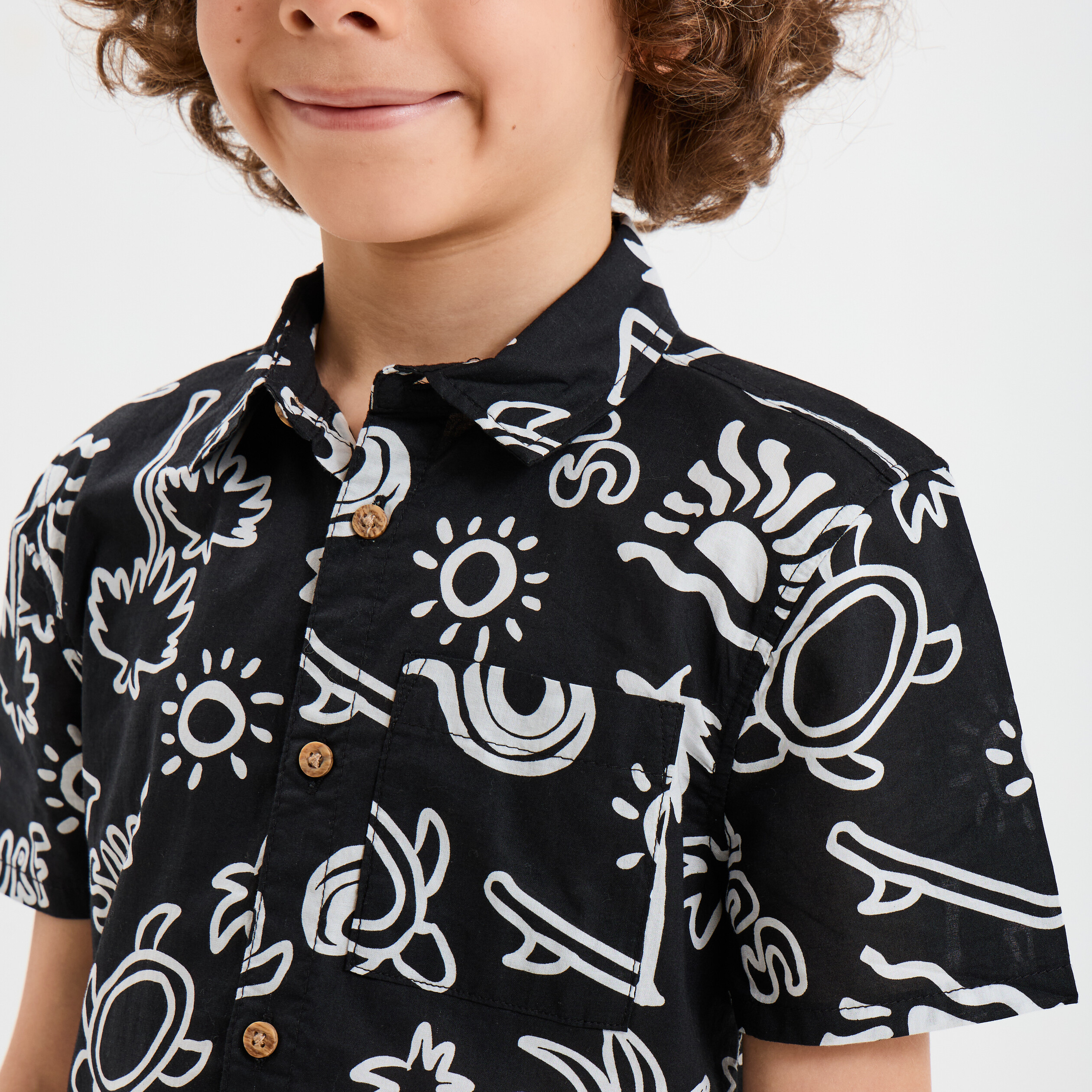 Chemise manches courtes noir gar&ccedil;on