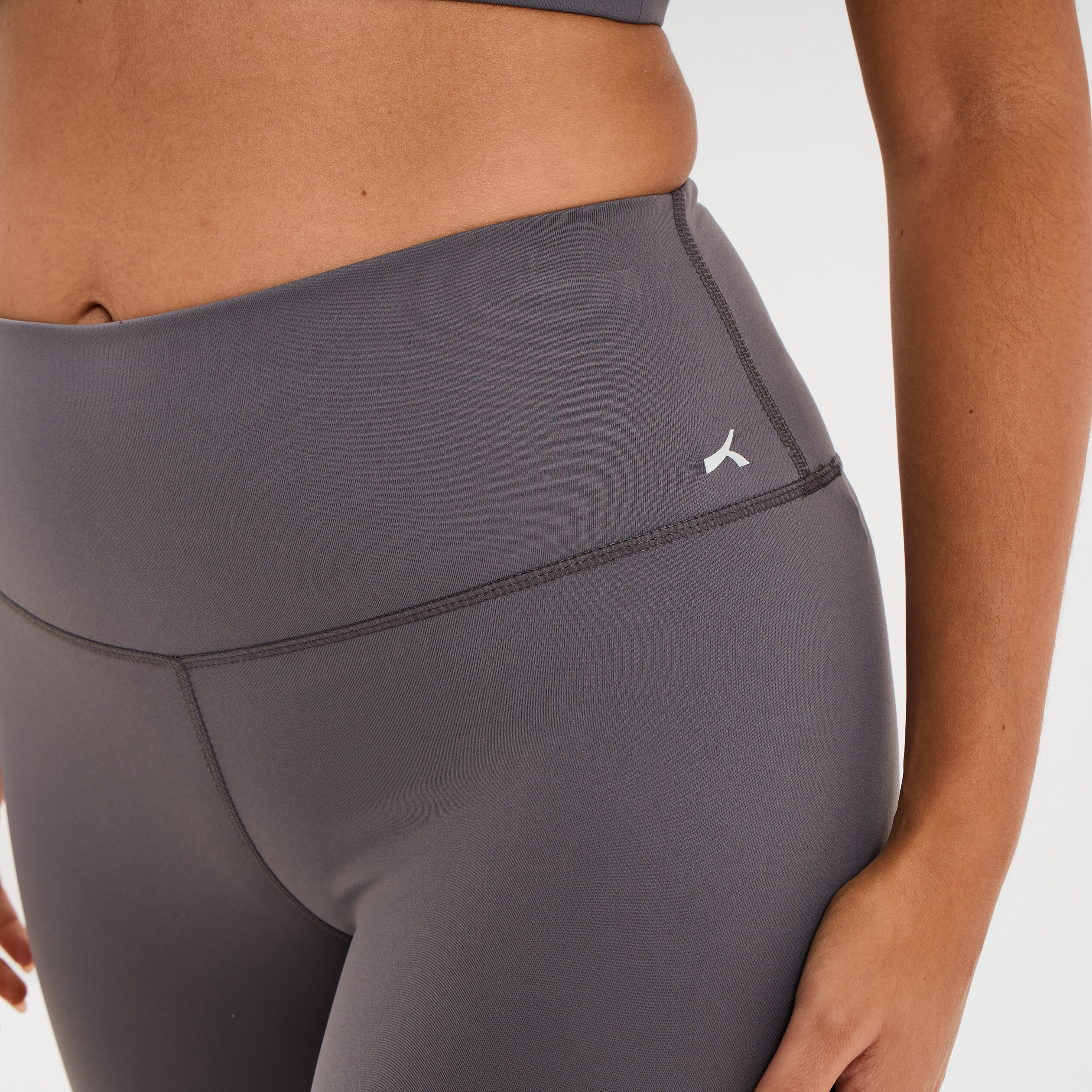 Legging de sport gainant taille haute gris fonc&eacute; femme
