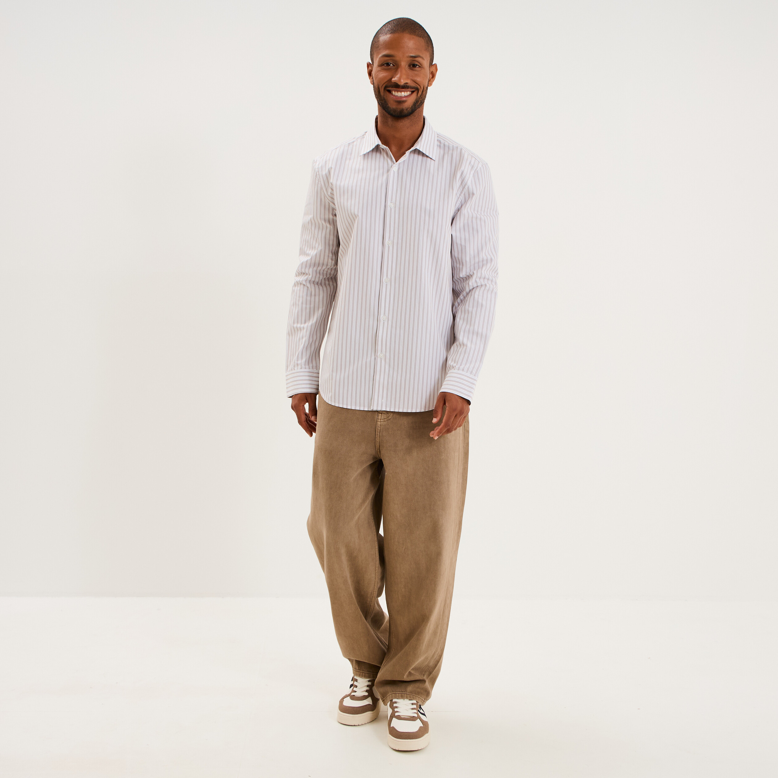 Chemise col italien manches longues beige homme