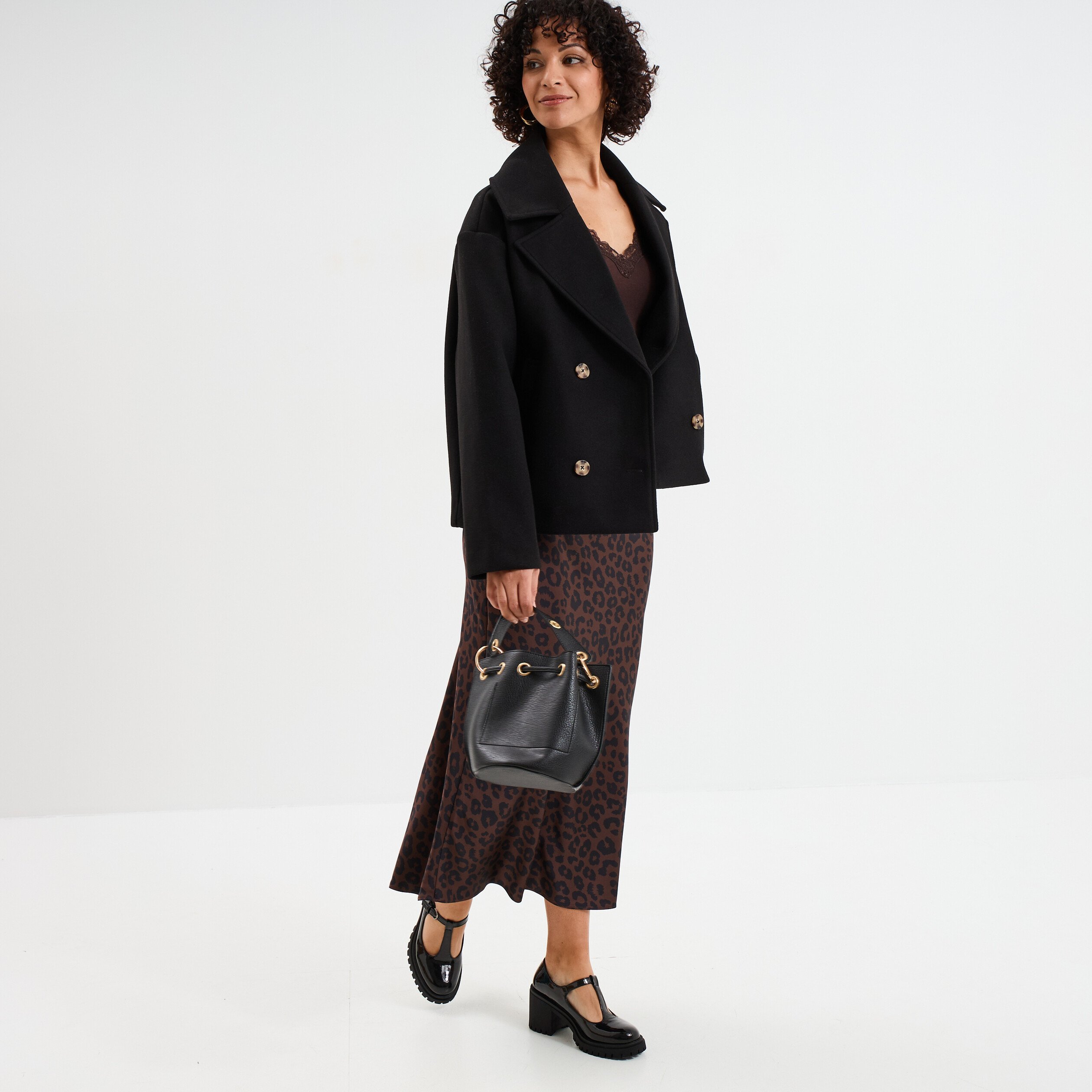 blouson court boutonne noir femme Blouson court boutonné noir femme