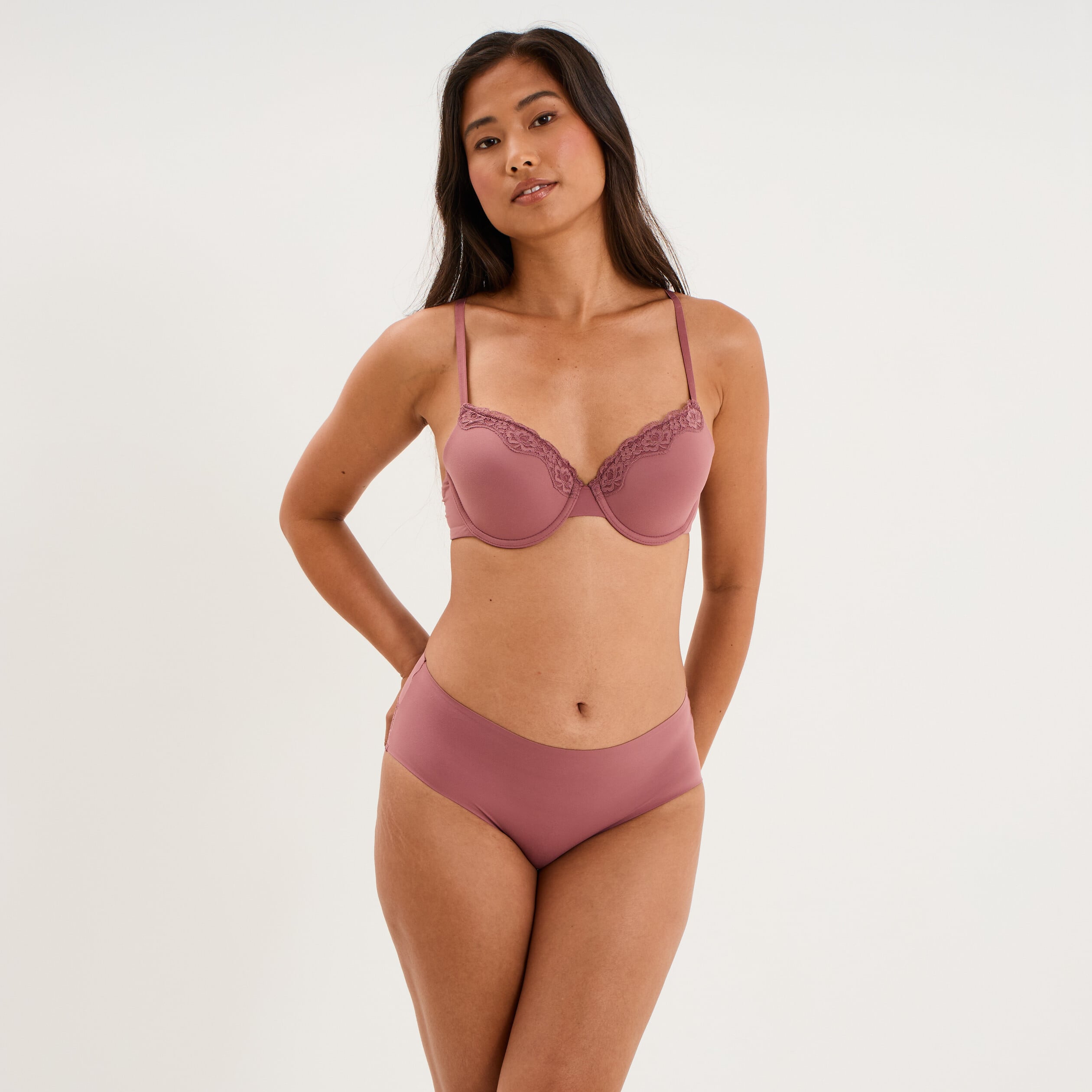 Shorty invisible &agrave; dentelle vieux rose femme