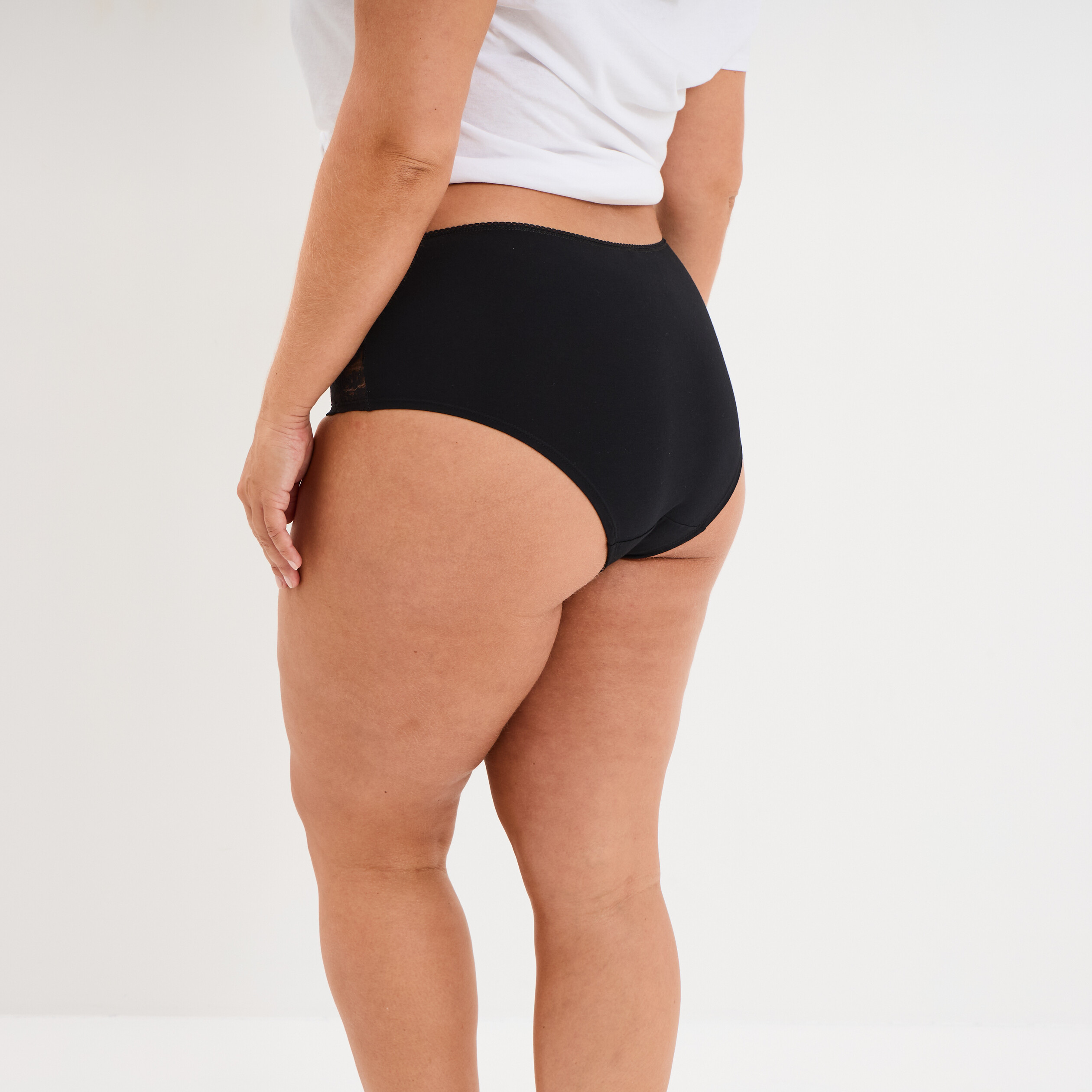 Shorty en coton noir femme grande taille