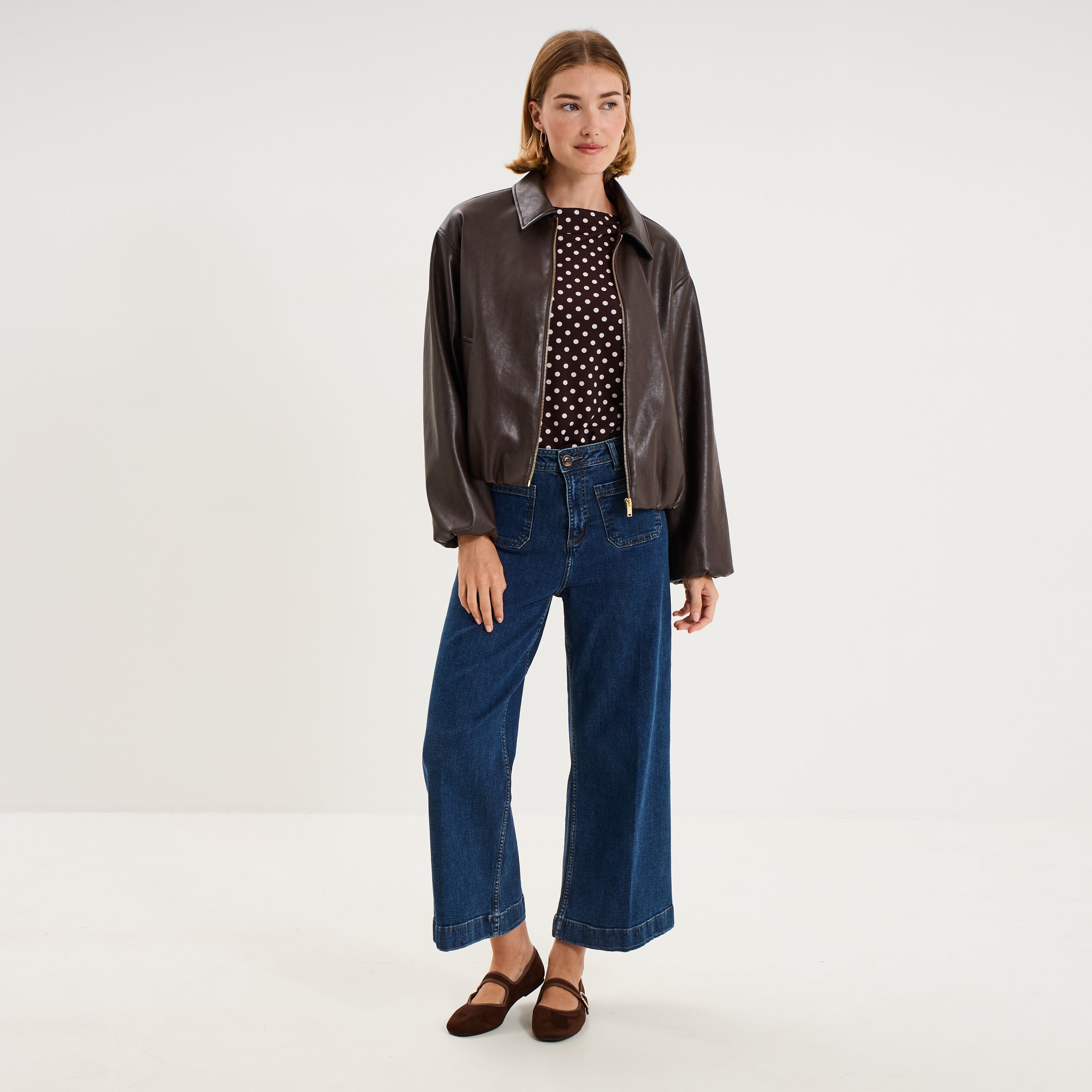 Top manches courtes col bateau fronc&eacute; marron fonc&eacute; femme