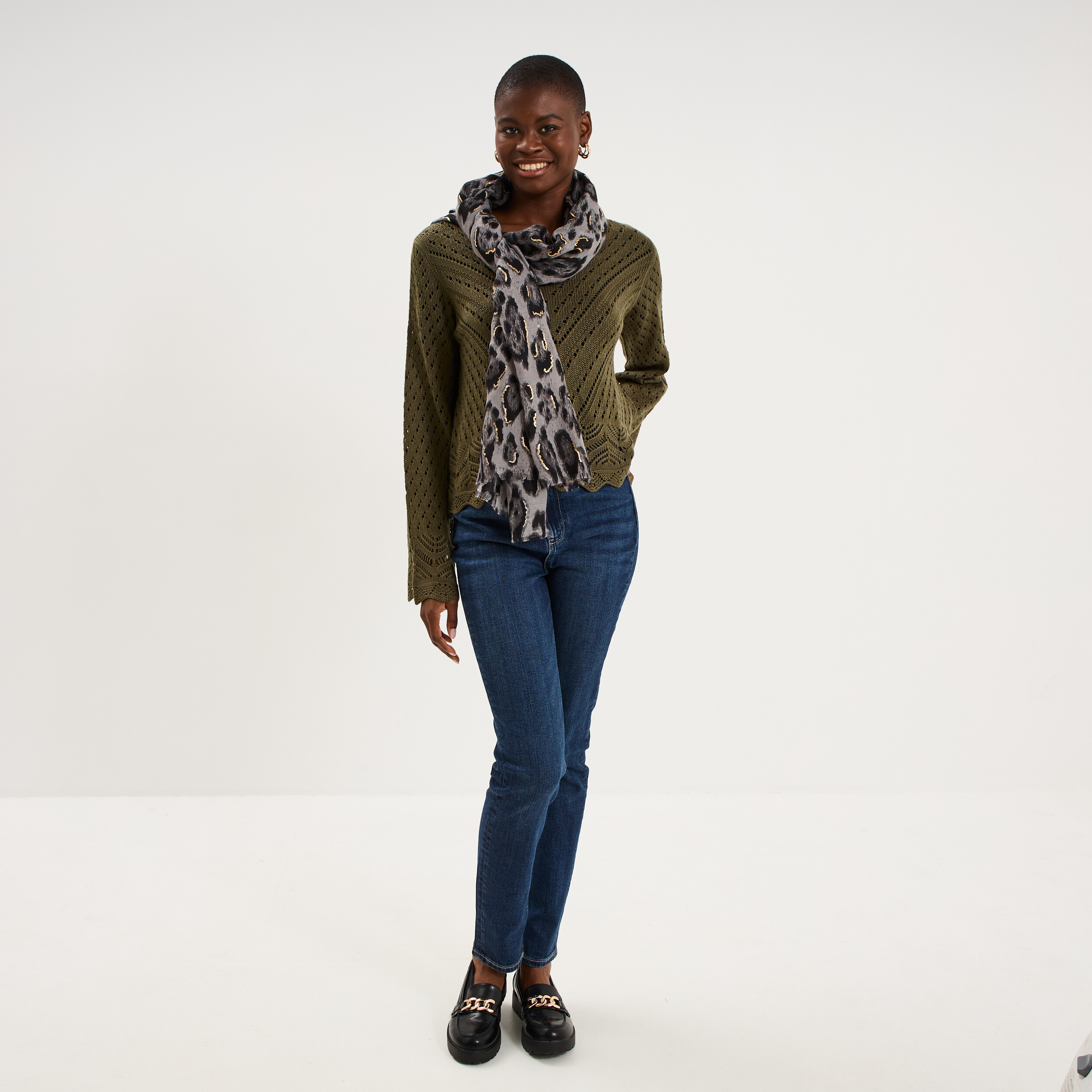 Pull ajour&eacute; col en V manches longues taupe femme