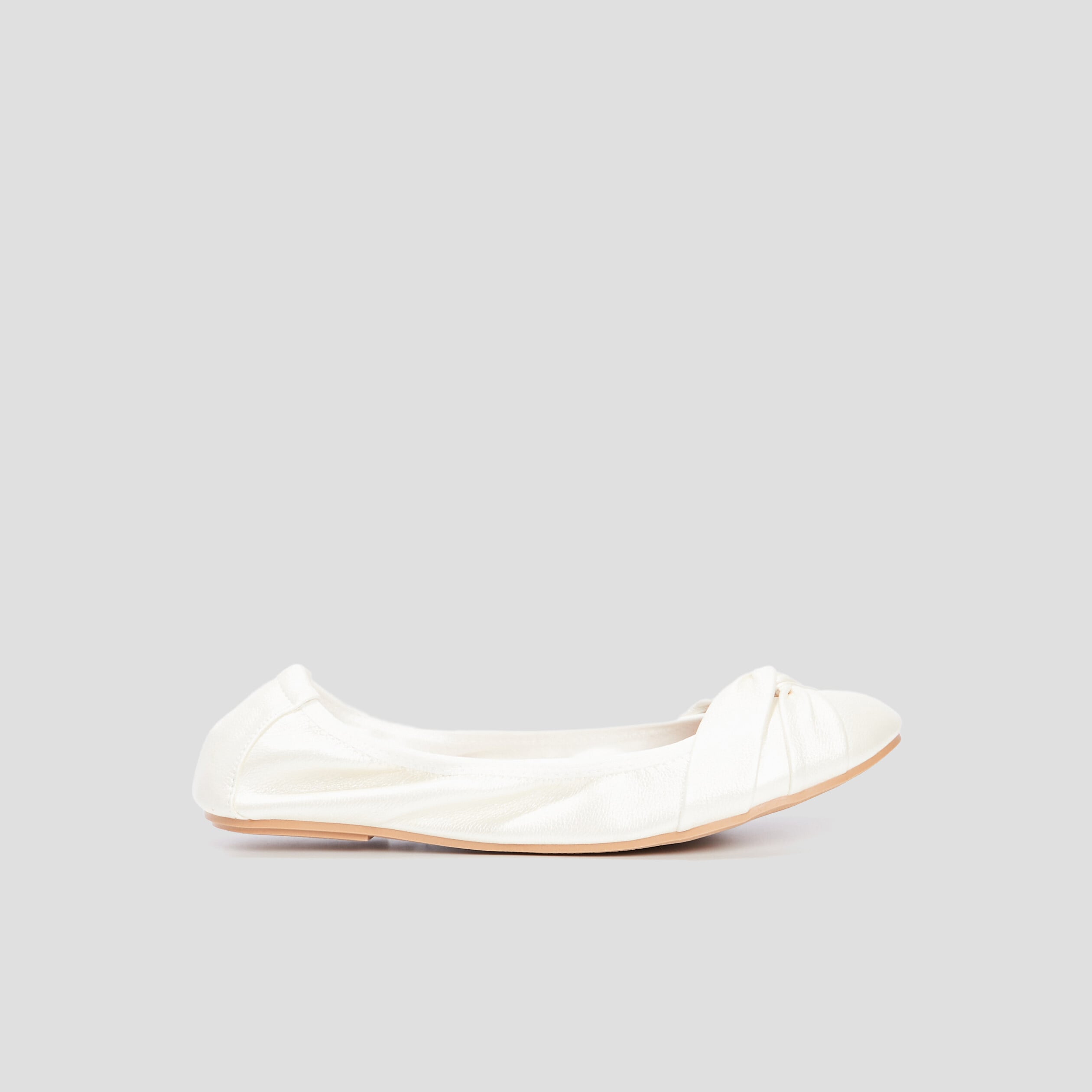 Ballerines effet nou&eacute; blanc femme