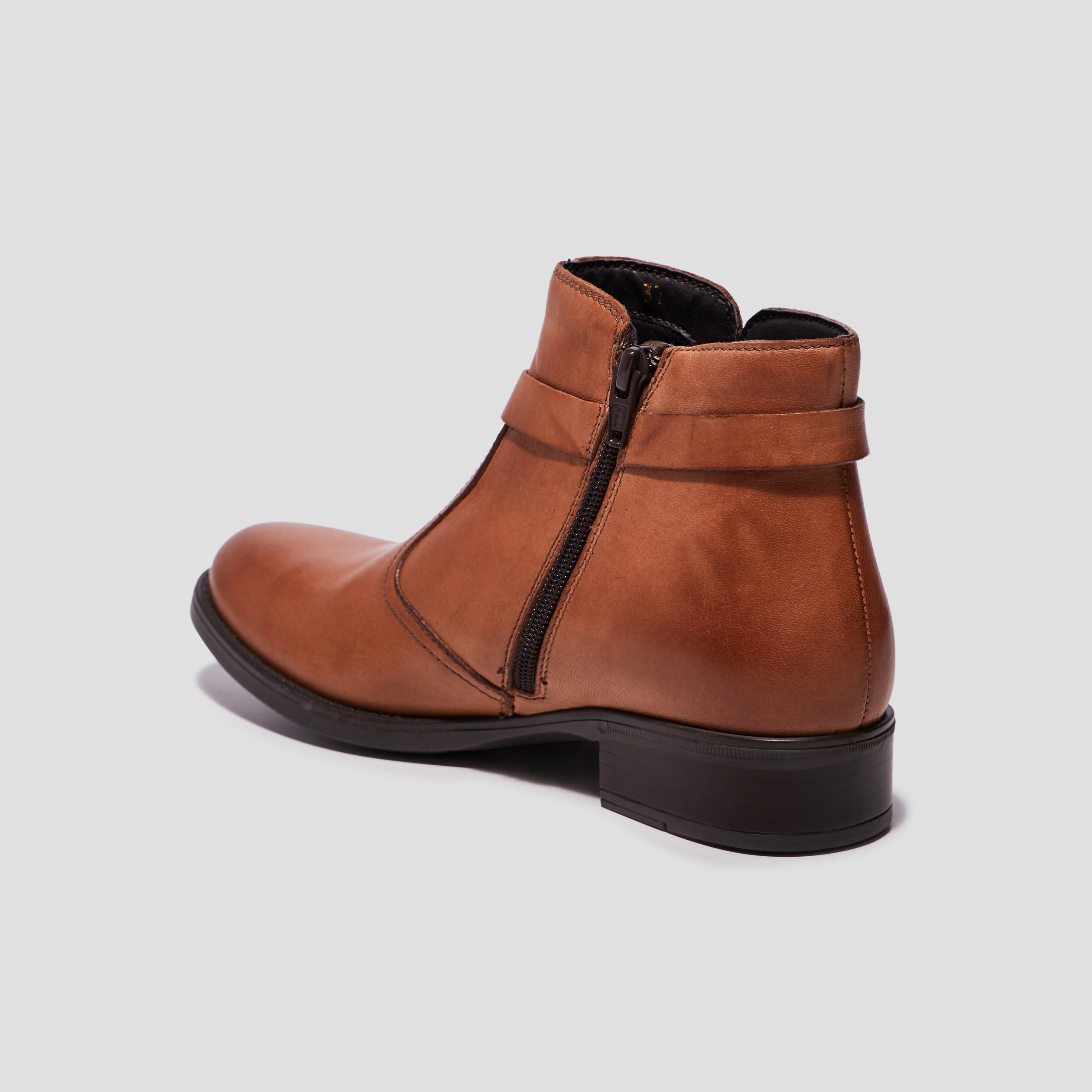 bottines zippees en cuir camel fille Bottines zippées en cuir camel fille