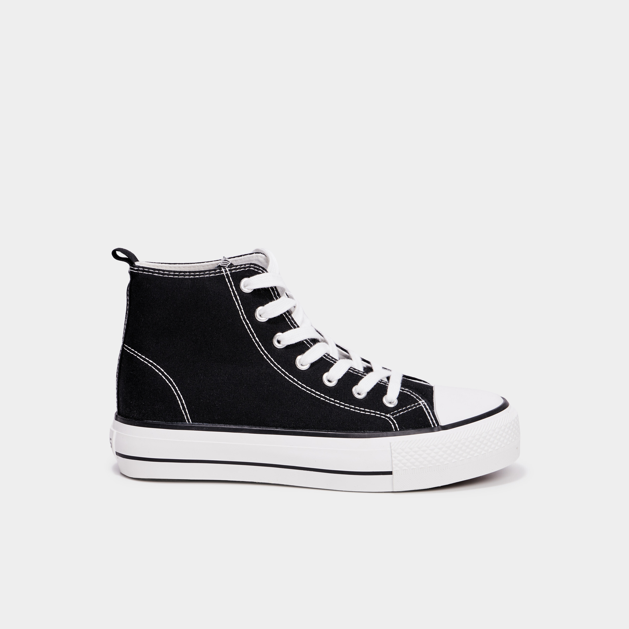 Baskets montantes &agrave; lacets Creeks noir femme