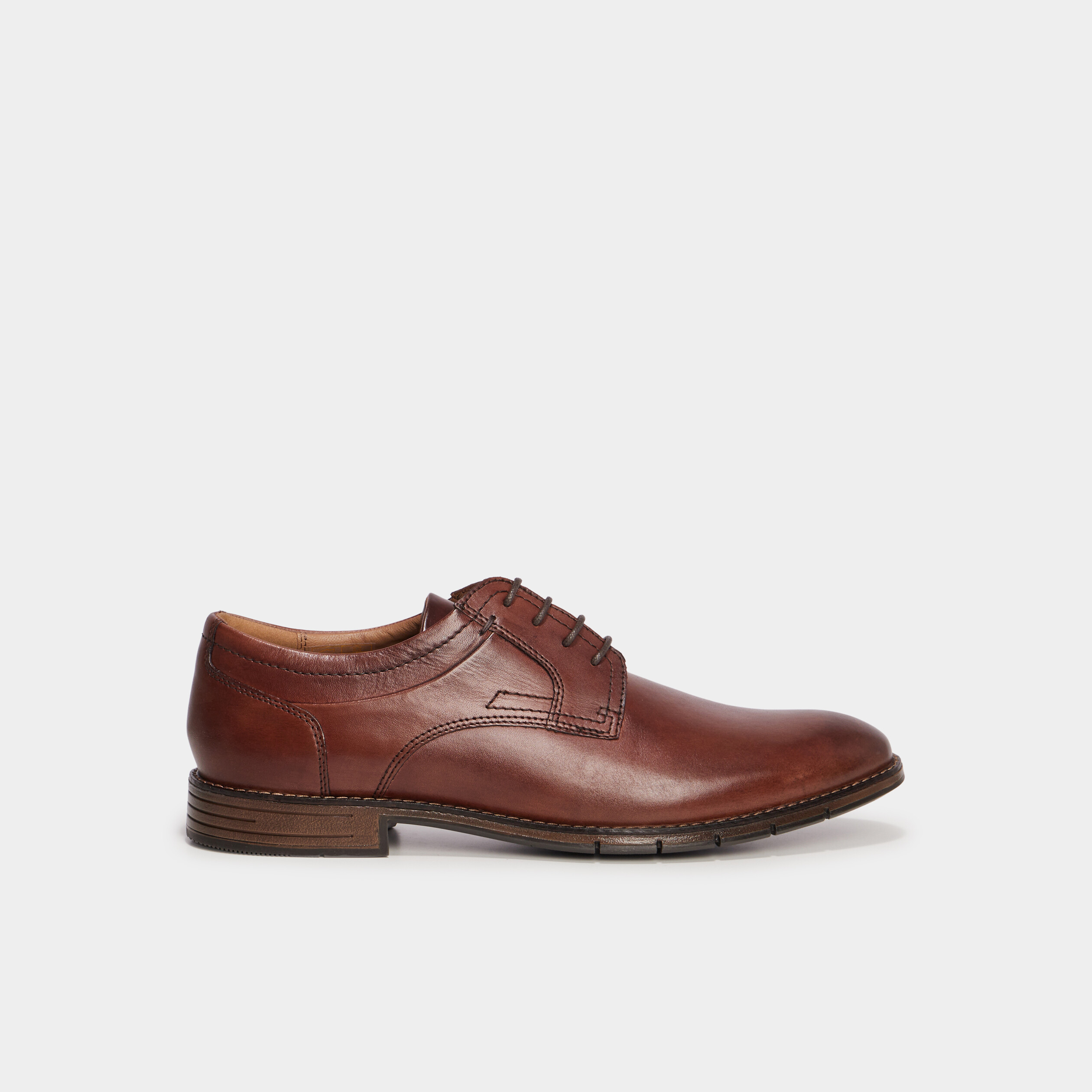 derbies en cuir avec lacets marron fonce homme Derbies en cuir avec lacets marron foncé homme