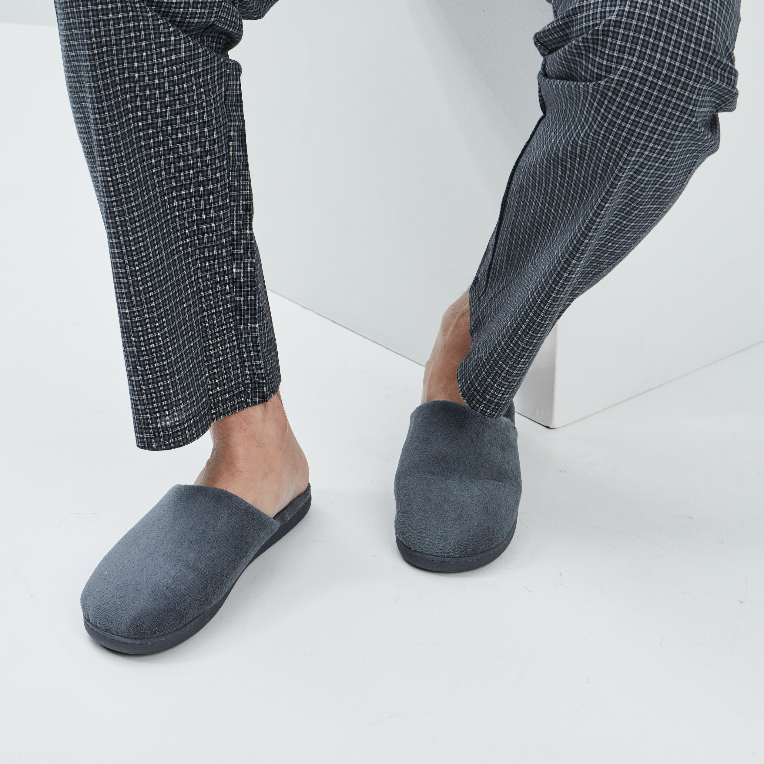 chaussons mules gris homme Chaussons mules gris homme