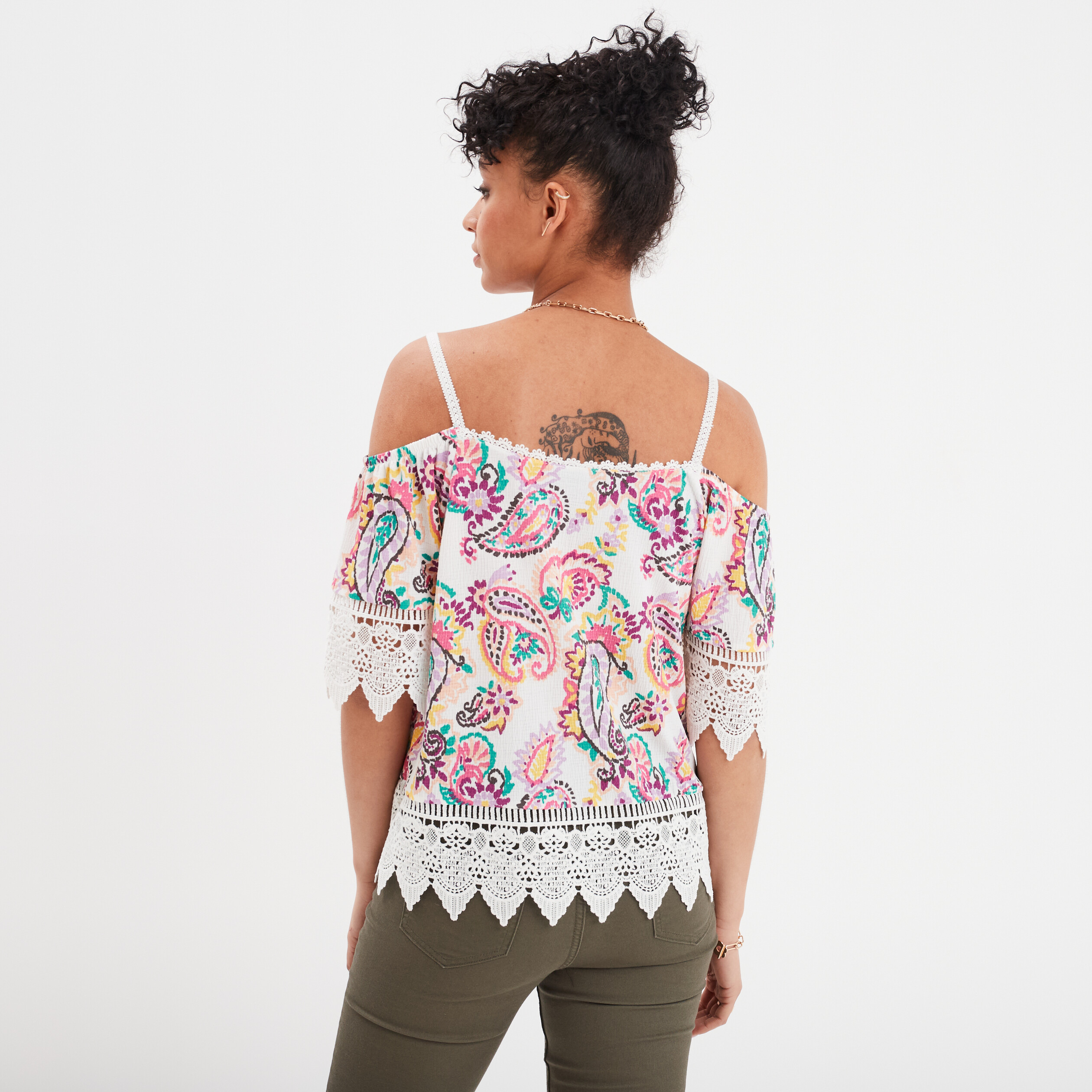 t shirt col bardot et macrame mosquitos ecru femme T-shirt col bardot et macramé Mosquitos ecru femme